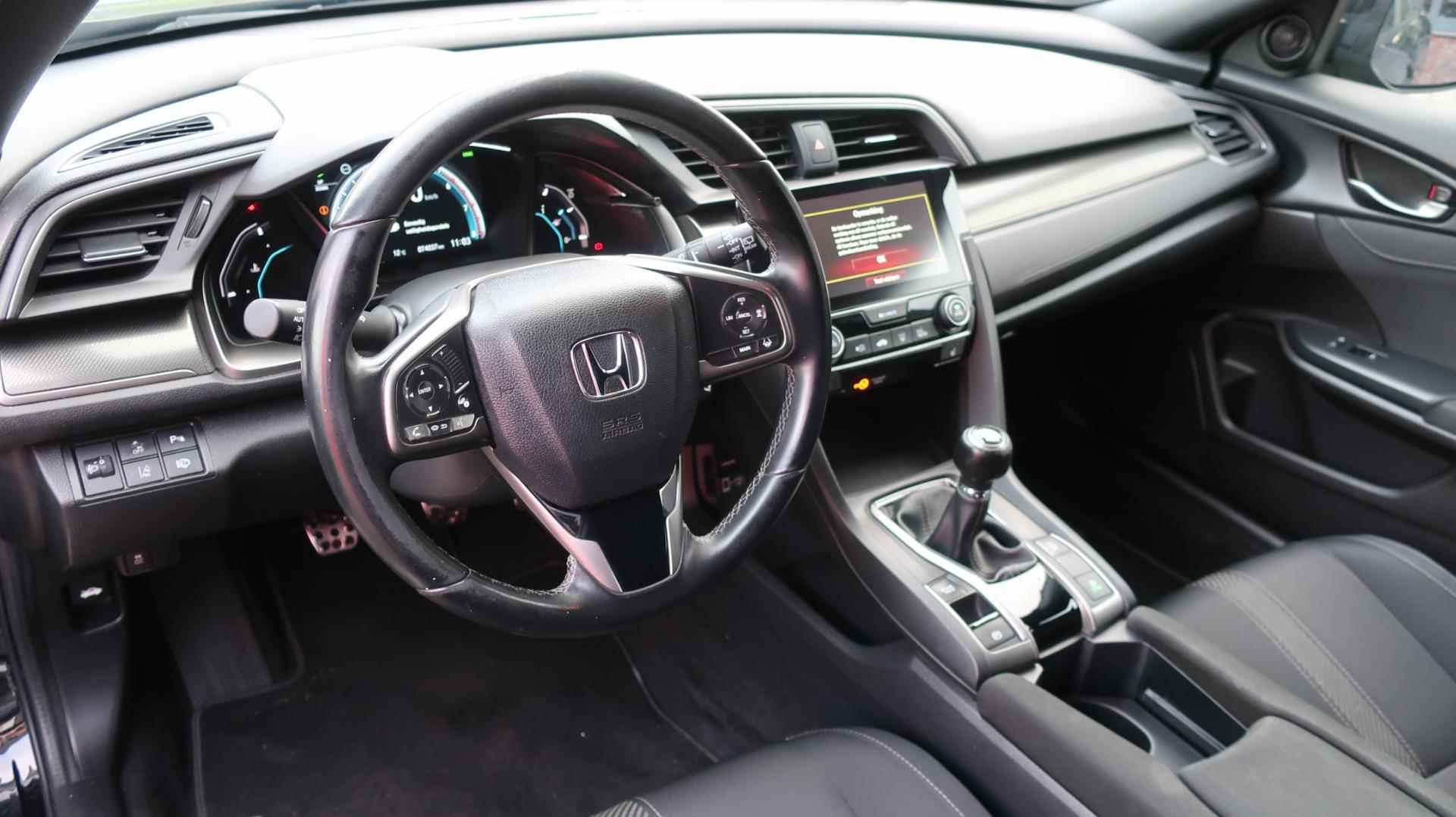 Honda Civic 1.0 i-VTEC Elegance / Achteruitrijcamera / Navi / Cruise - 10/34
