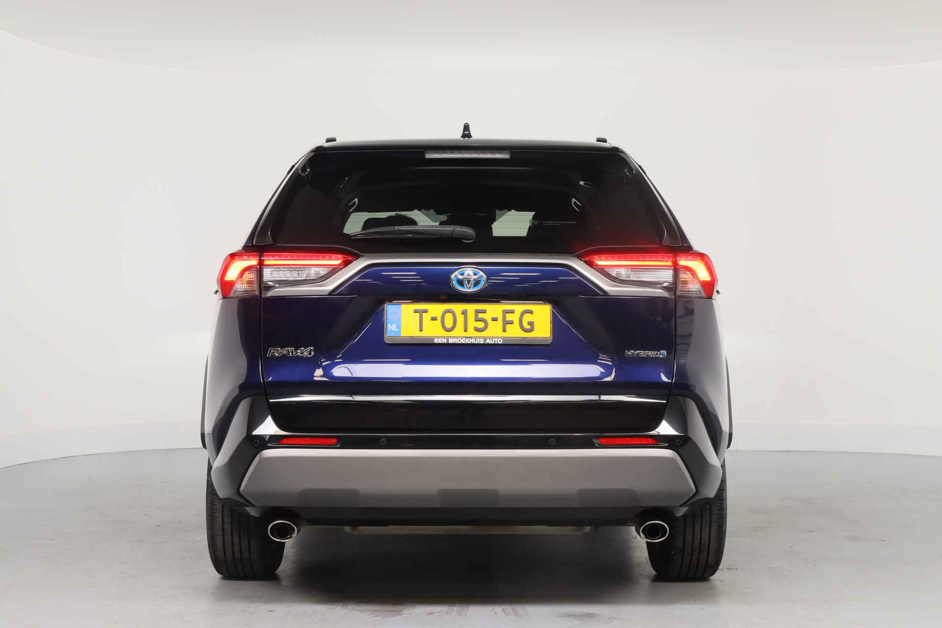 Toyota RAV4 2.5 Hybrid Bi-Tone | Dealer Onderhouden! | Bearlock | Camera | Clima | Stoelverwarming | LED | Cruise Adaptive | Keyless | Elekt - 4/39