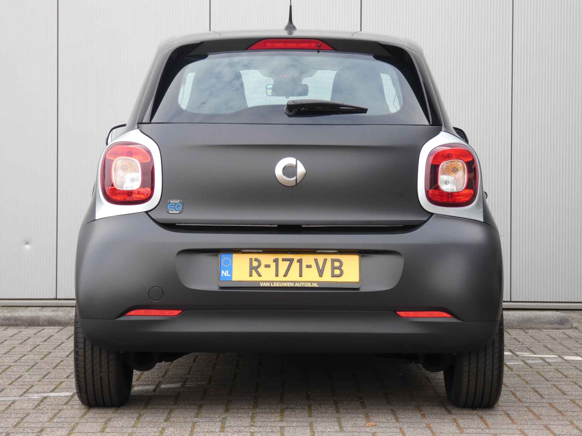 Smart Forfour EQ 17,7KWh | Cruise control | 15" | Automatische airco | € 13.495 na aftrek subsidie - 7/39