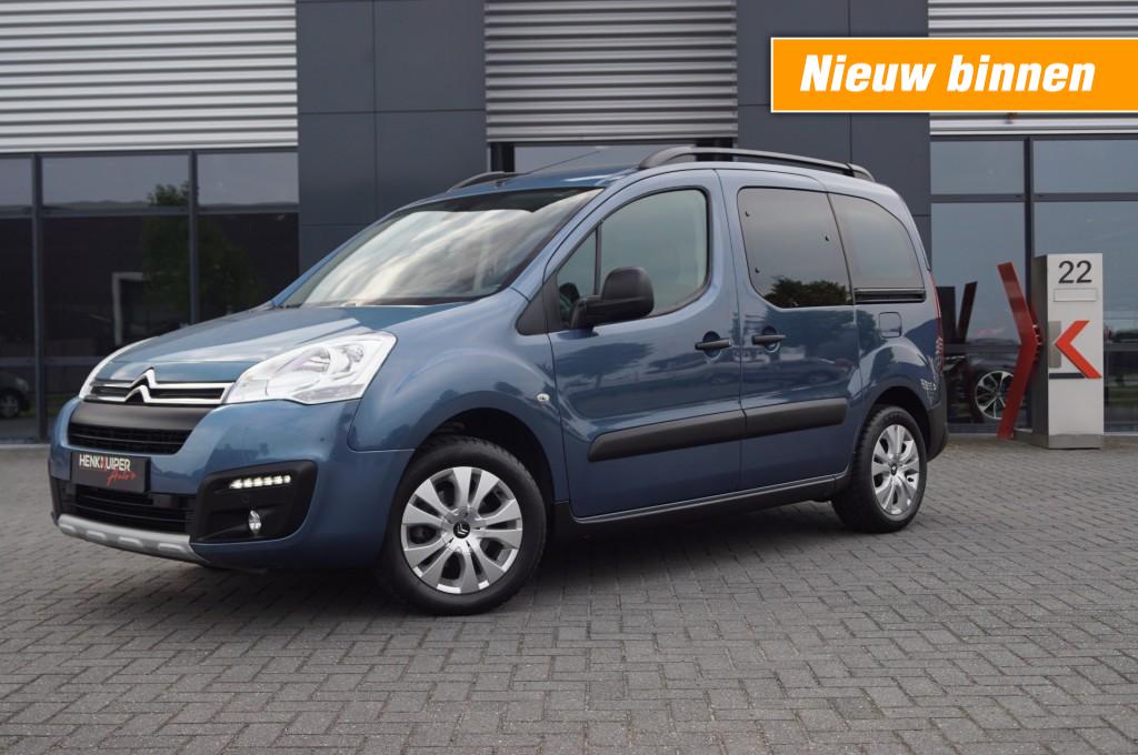 CITROEN Berlingo 1.2 Pur Tech XTR 110pk / PDC/Apple Carplay /Camera/Climate contr