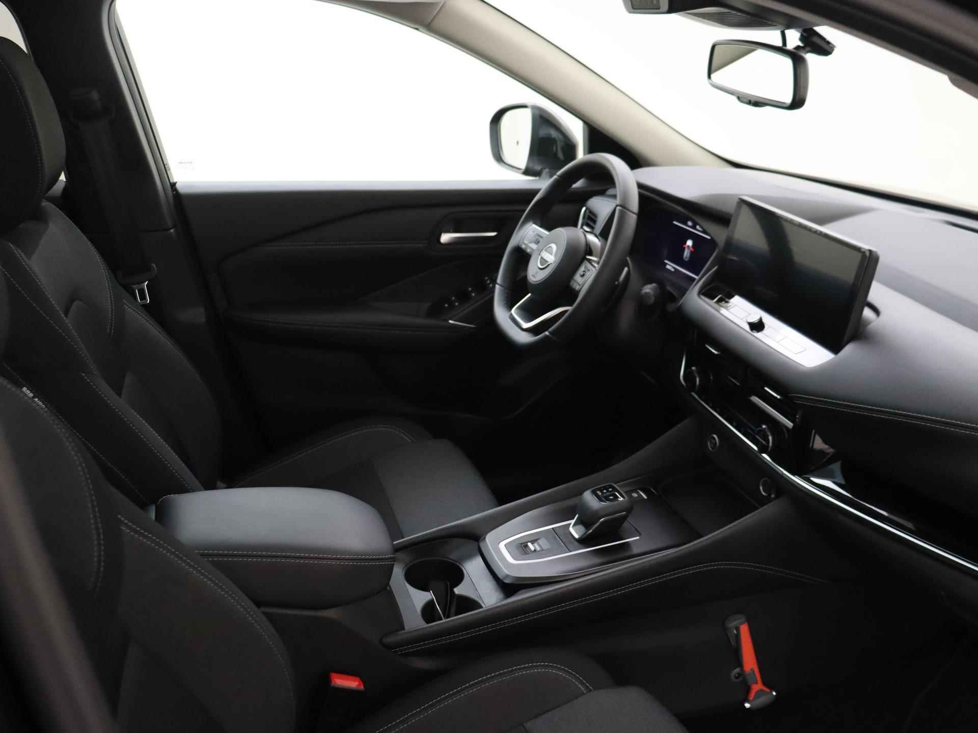 Nissan Qashqai 1.3 - 158PK MHEV Xtronic N-Connecta Automaat | Navigatie | Glazen Panoramadak |Cruise Control |Climate Control | Camera | Apple Carplay/Android Auto | Parkeersensoren | Licht & Regen Sensor | LED Lampen | Electrische Ramen | Centrale Deurvergrendeling | - 18/27