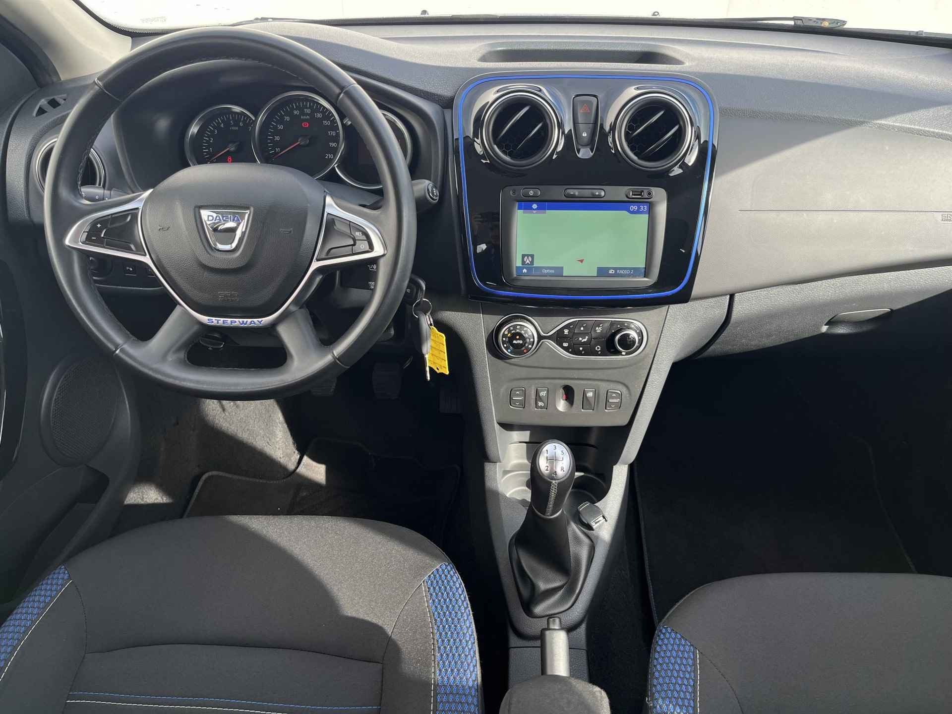 Dacia Sandero TCe 90PK SL Stepway / Navigatie / Climate control / Cruise control / Apple carplay & Android auto - 2/42