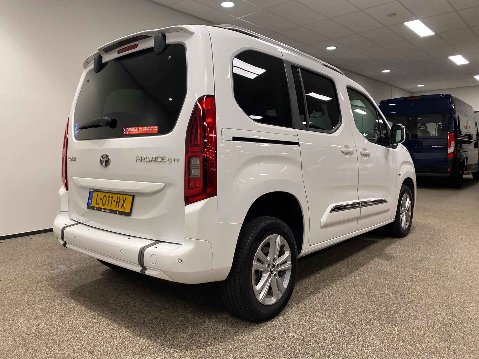 Toyota Proace City Verso L1 Rolstoelauto Automaat 3+1 - 20/34