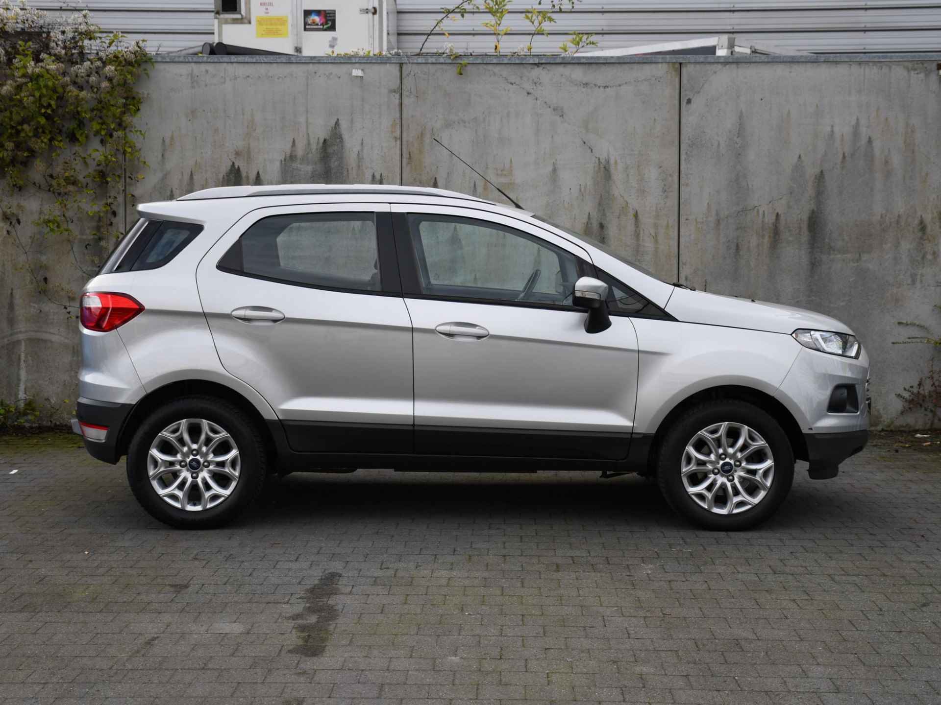 Ford EcoSport Trend 1.0 EcoBoost 125pk 100% FORD ONDERHOUDEN | PDC ACHTER | 16''LM | AIRCO | USB - 3/28