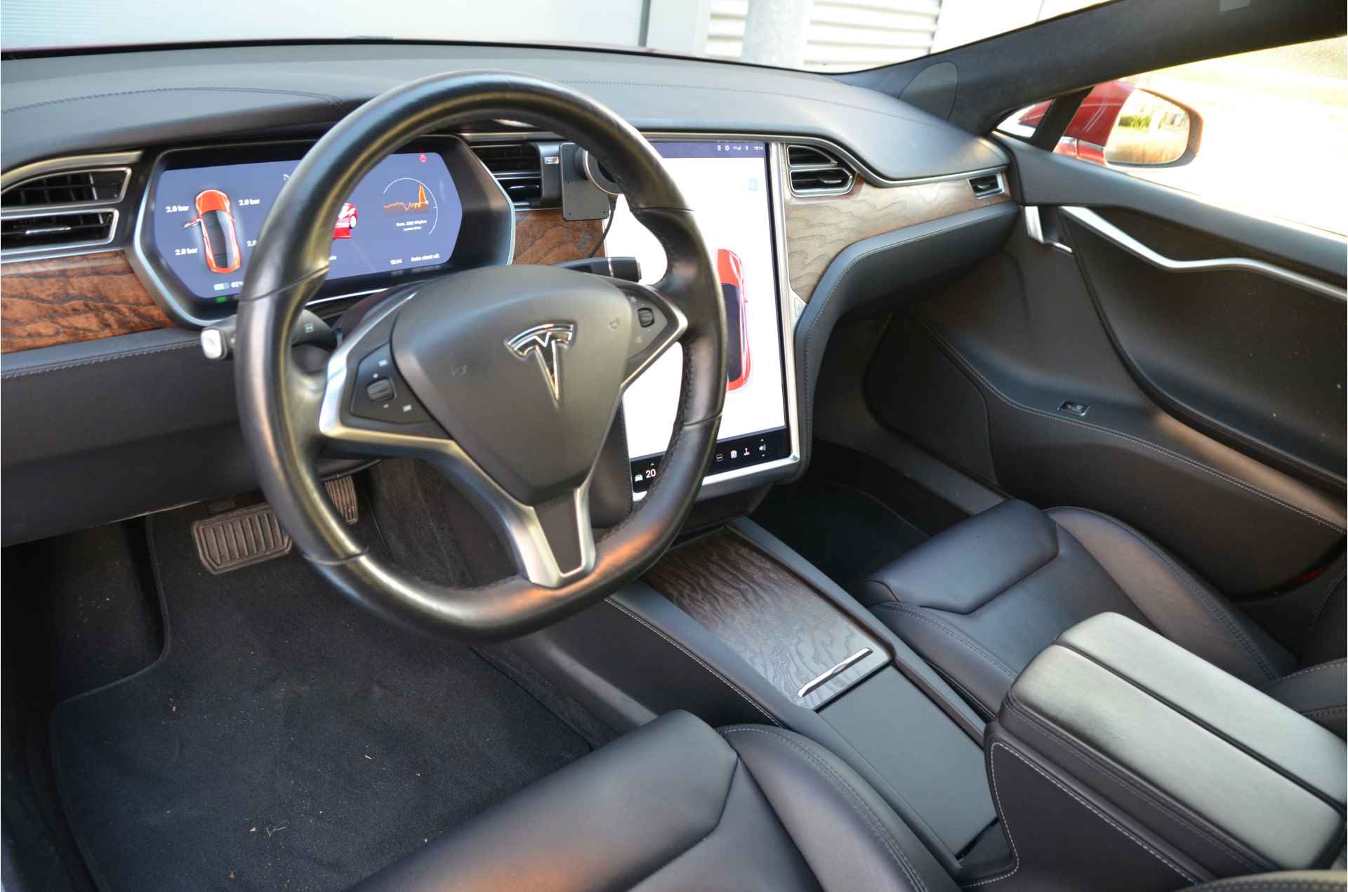 Tesla Model S 75D 4x4 AutoPilot3.0, MCU2 - 8/33