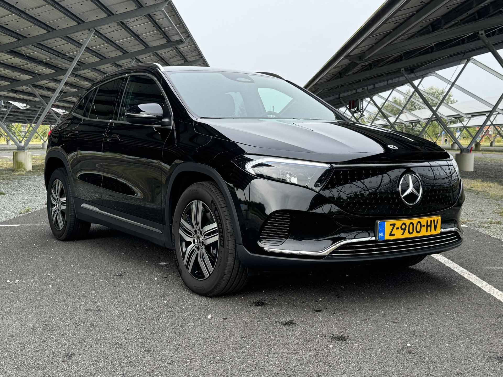 Mercedes-Benz EQA 250+ Business Edition 71 kWh | Facelift | Parkeercamera | Trekhaak | Apple carplay | Sfeerverlichting | Stoelverwarming | - 4/37