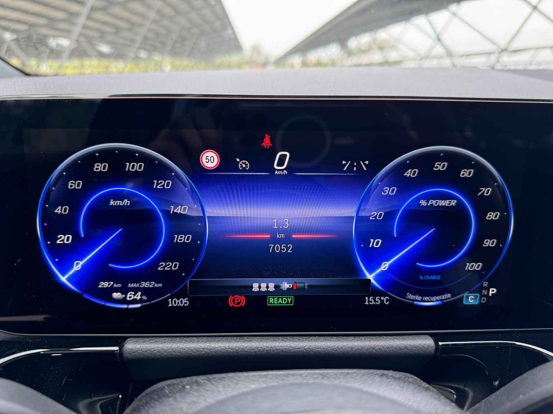 Mercedes-Benz EQA 250+ Business Edition 71 kWh | Facelift | Parkeercamera | Trekhaak | Apple carplay | Sfeerverlichting | Stoelverwarming | - 16/37