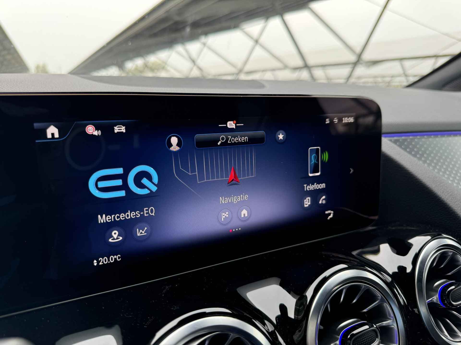 Mercedes-Benz EQA 250+ Business Edition 71 kWh | Facelift | Parkeercamera | Trekhaak | Apple carplay | Sfeerverlichting | Stoelverwarming | - 22/37