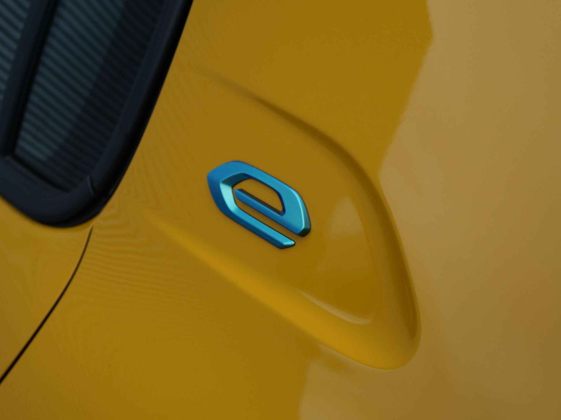 Peugeot e-208 5-deurs Active Pack EV 3-FASEN 50kWh 136pk 16% BIJTELLING! NU MET GRATIS THUISLADER NAVI | STOELVERW. | DAB+ | PARKEERHULP | KEYLESS START | LM-VELGEN - 14/77