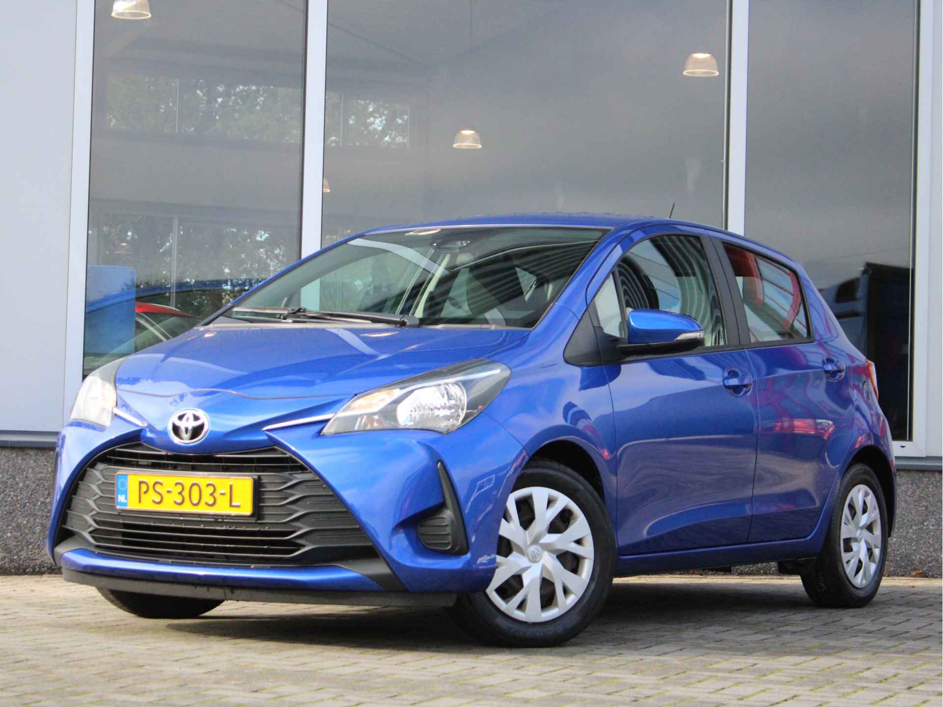 Toyota Yaris 1.0 VVT-i Comfort Bluetooth, Radio/CD-Speler, Regensensor, Airco - 13/31