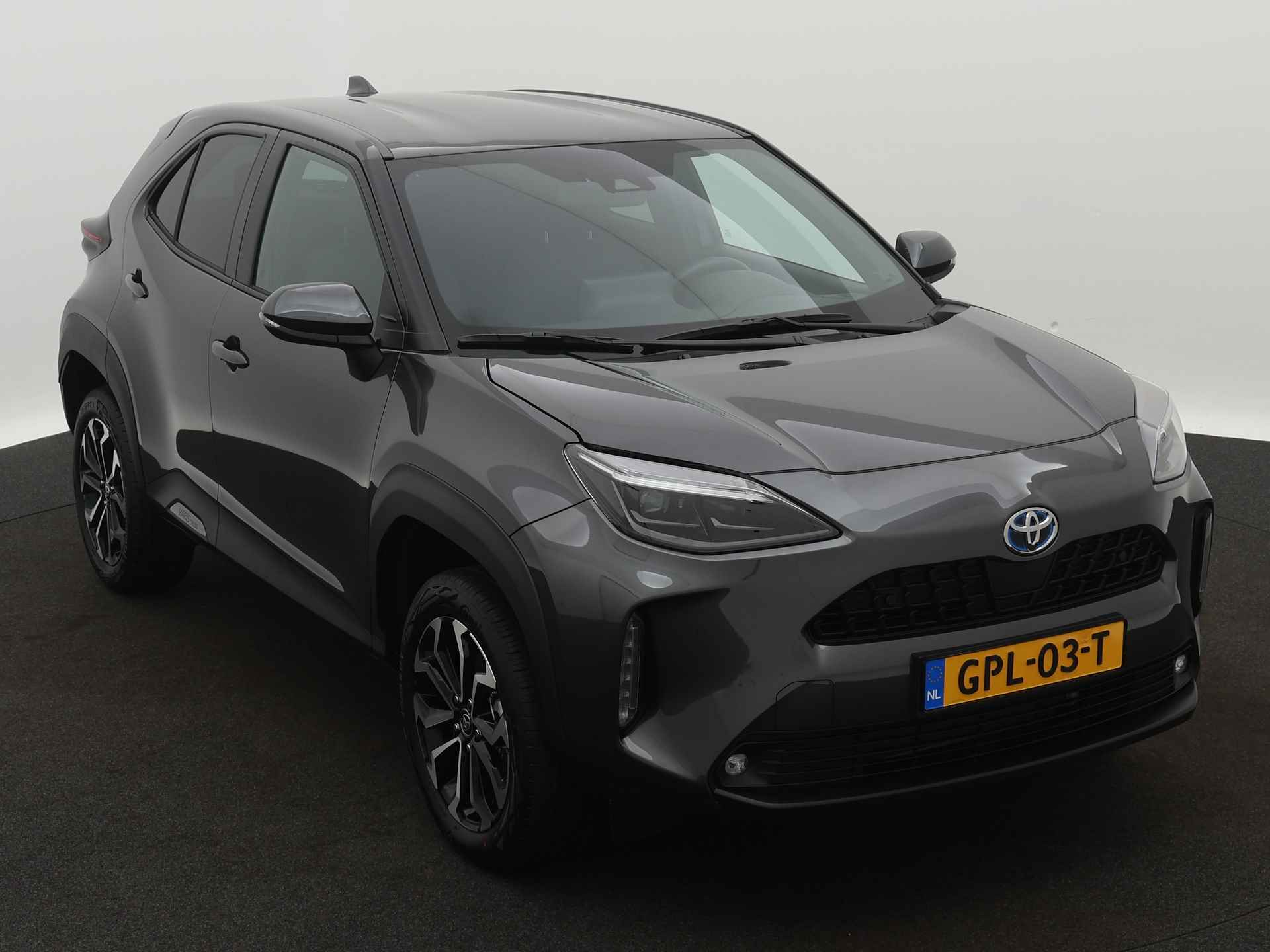 Toyota Yaris Cross 1.5 Hybrid Dynamic Limited | Winter Pack | Parkeersensoren | Apple Carplay/Android Auto | Climate Control | - 29/44