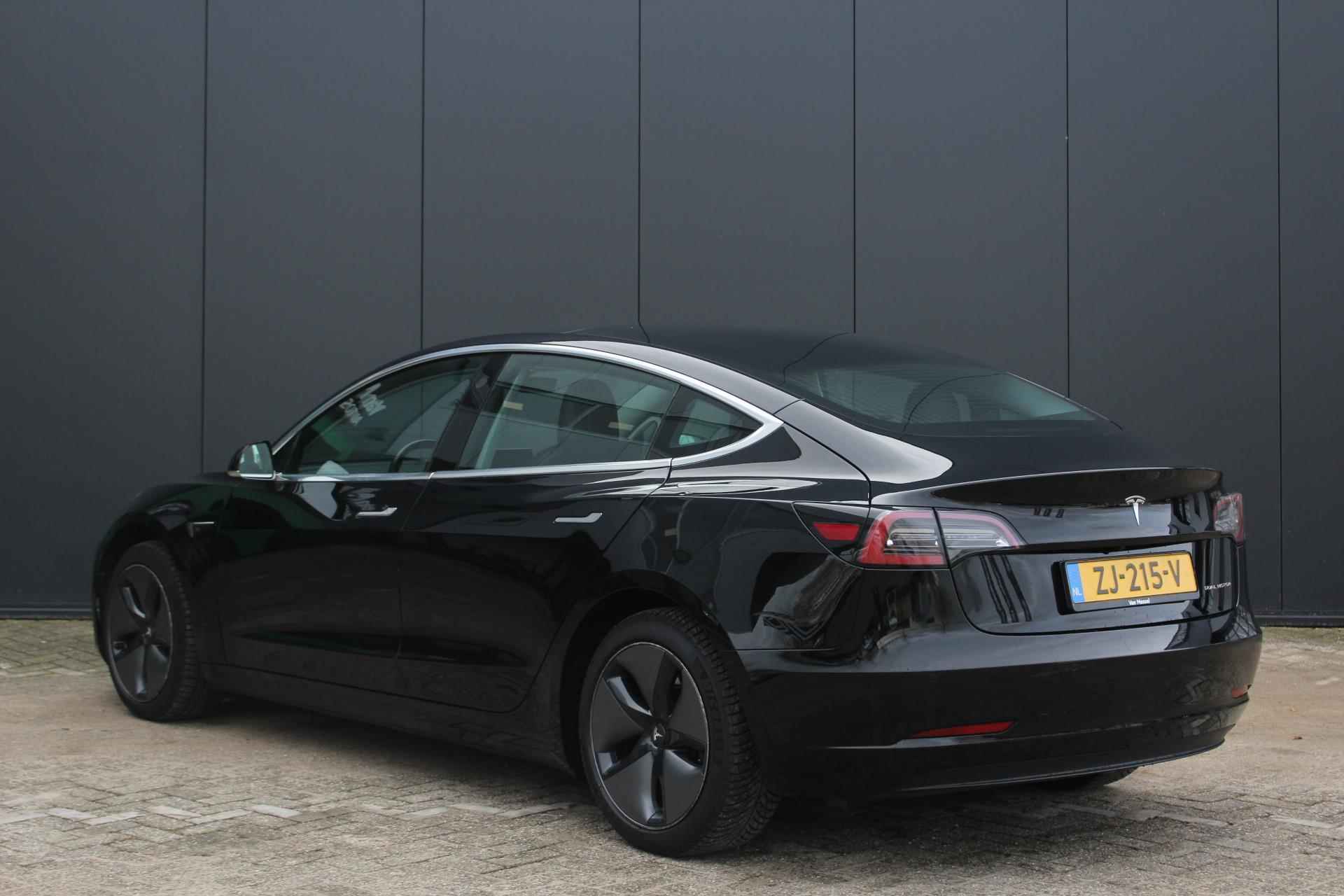 Tesla Model 3 Long Range 75 kWh | Full-Map Navigatie | Basic AutoPilot | Stoelverwarming Voor+Achter | Elektrisch Verstelbare Stoelen | Blind Spot Warning | LED-Verlichting - 7/22