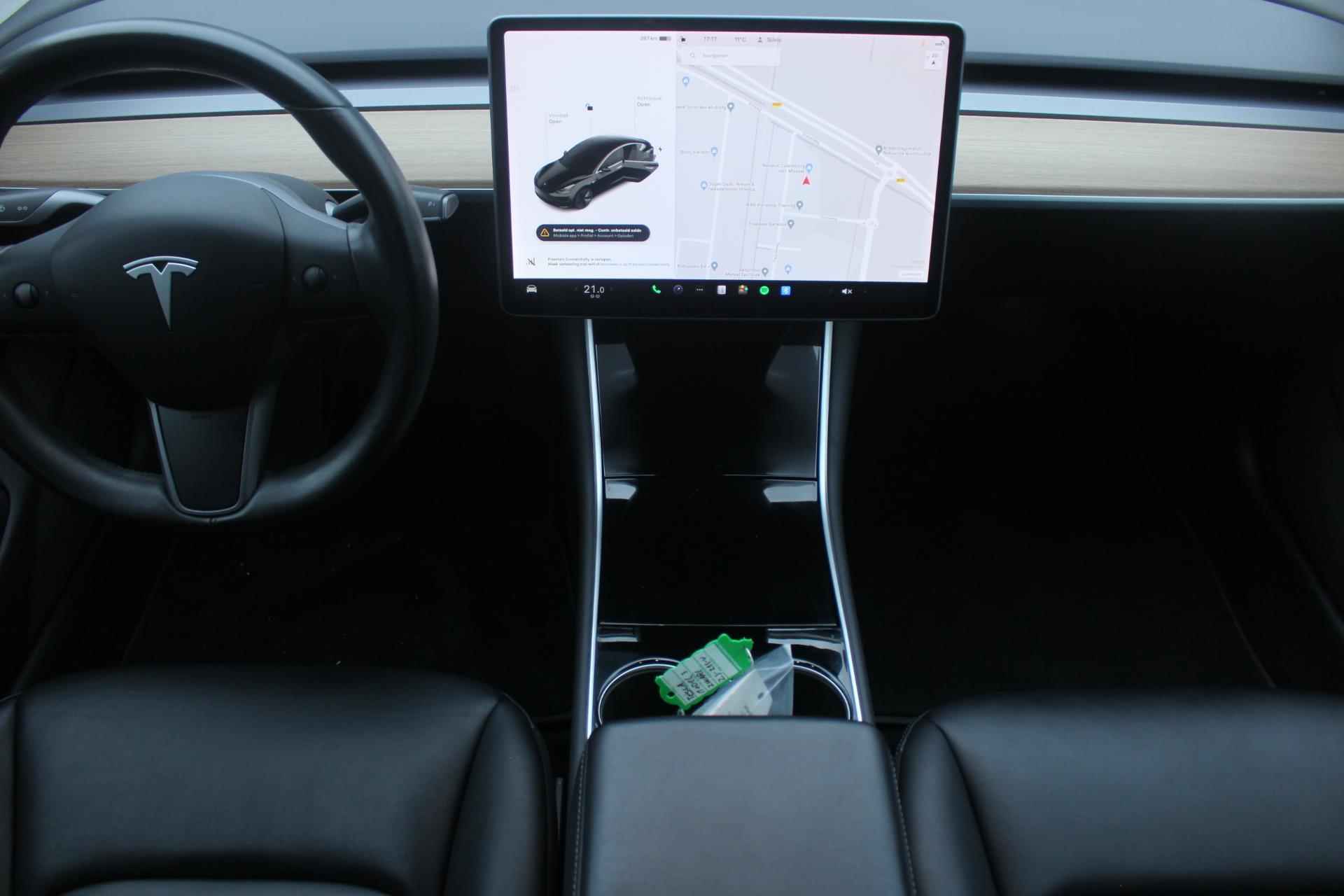 Tesla Model 3 Long Range 75 kWh | Full-Map Navigatie | Basic AutoPilot | Stoelverwarming Voor+Achter | Elektrisch Verstelbare Stoelen | Blind Spot Warning | LED-Verlichting - 11/22