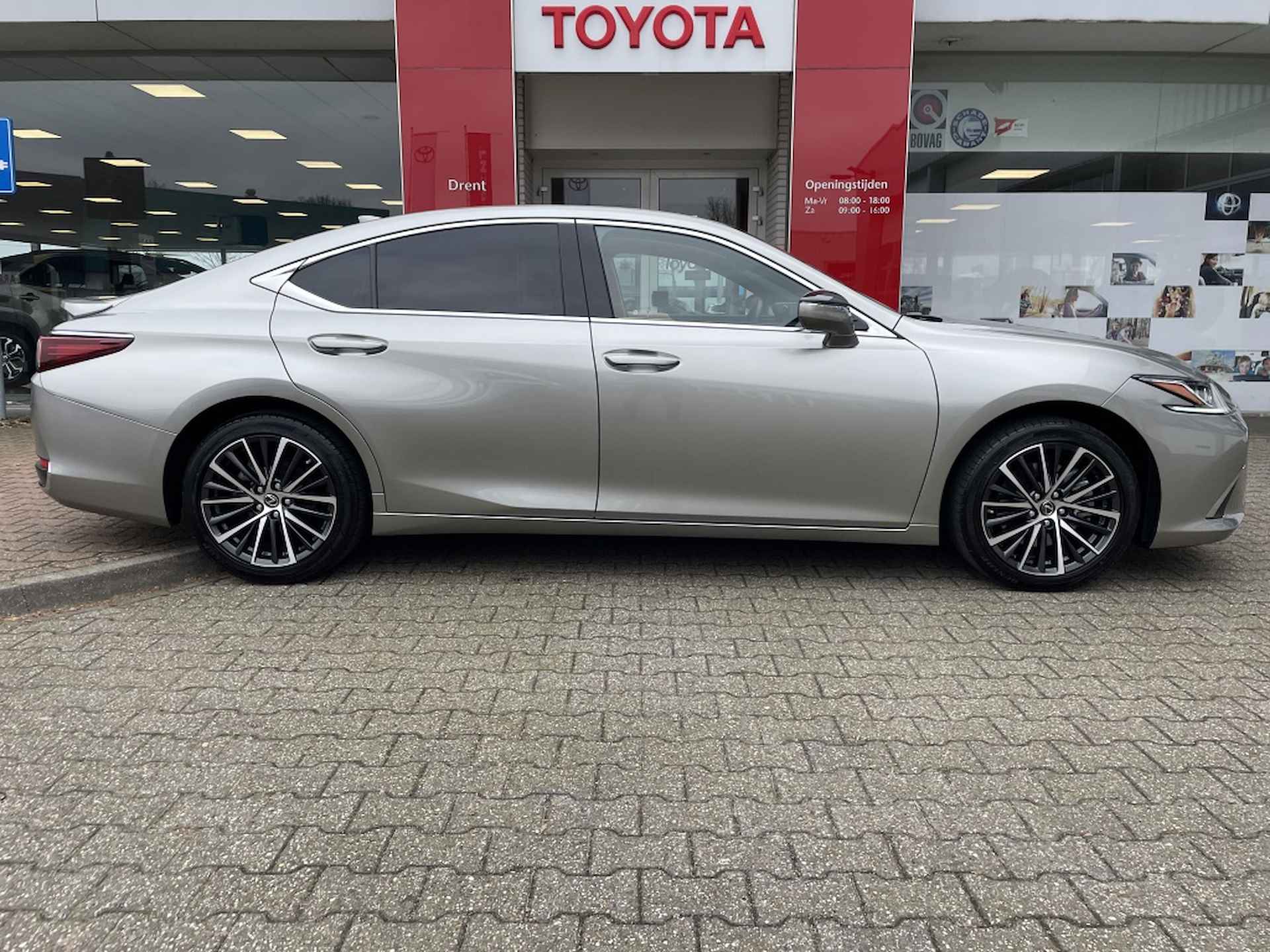 Lexus ES 300h Business Line | Schuif/Kanteldak | Leder | Blind Spot | Sto - 2/31