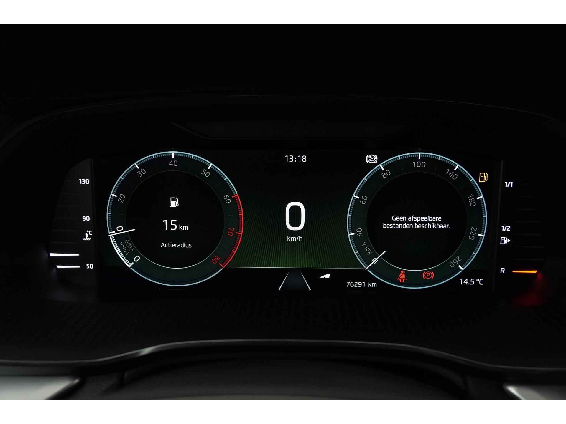 Škoda Octavia Combi 1.5 TSI First Edition | Leder | Panoramadak | Zondag Open! - 29/42