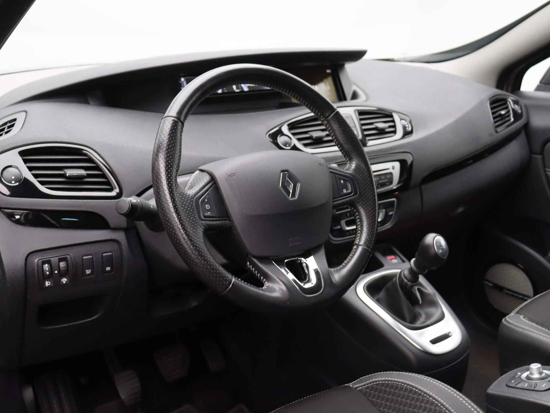 Renault Grand Scénic 1.2 TCe 130pk Bose 7p. | Dealer onderhouden | Trekhaak | Navigatie | BOSE audio | Achteruitrijcamera | Climate control | 7 persoons | - 15/51