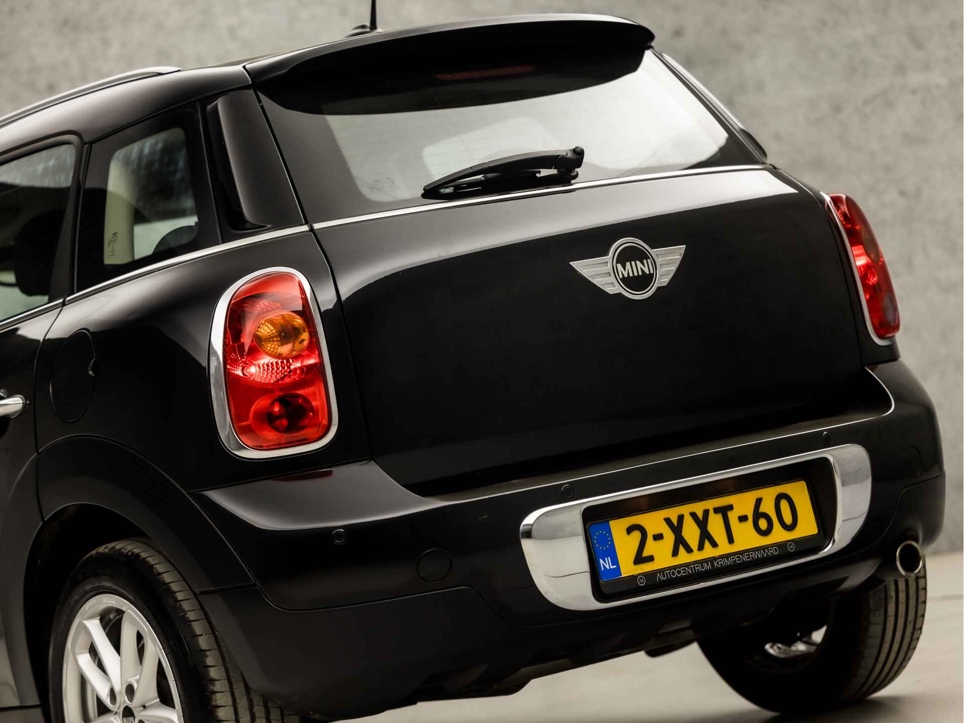 MINI Countryman 1.6 One Knockout Edition (NAVIGATIE, LOGISCH NAP, XENON, CLIMATE, LEDER, SPORTSTOELEN, PARKEERSENSOREN, LM VELGEN, CRUISE, NIEUWE APK, NIEUWSTAAT) - 11/34