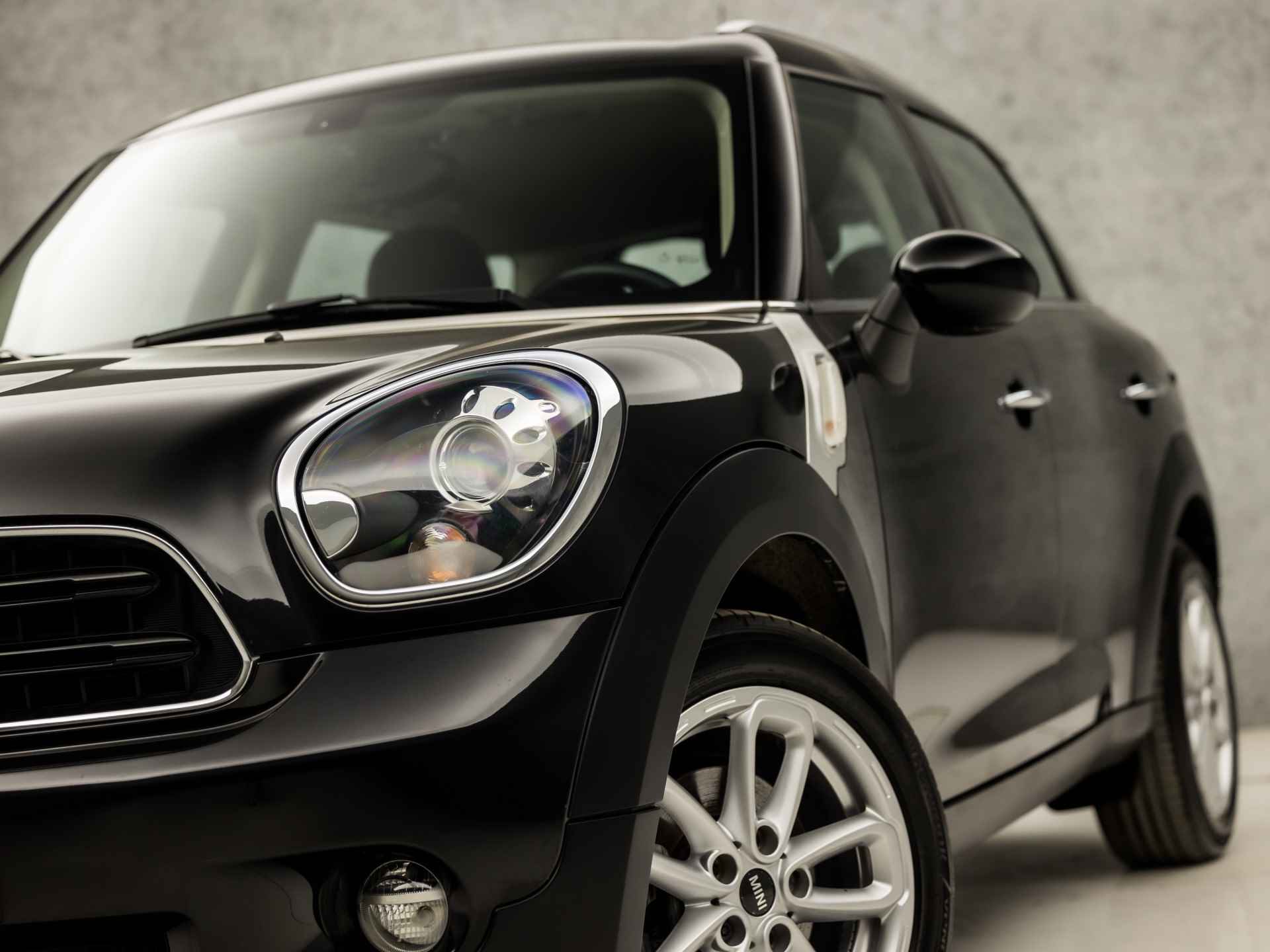 MINI Countryman 1.6 One Knockout Edition (NAVIGATIE, LOGISCH NAP, XENON, CLIMATE, LEDER, SPORTSTOELEN, PARKEERSENSOREN, LM VELGEN, CRUISE, NIEUWE APK, NIEUWSTAAT) - 31/34