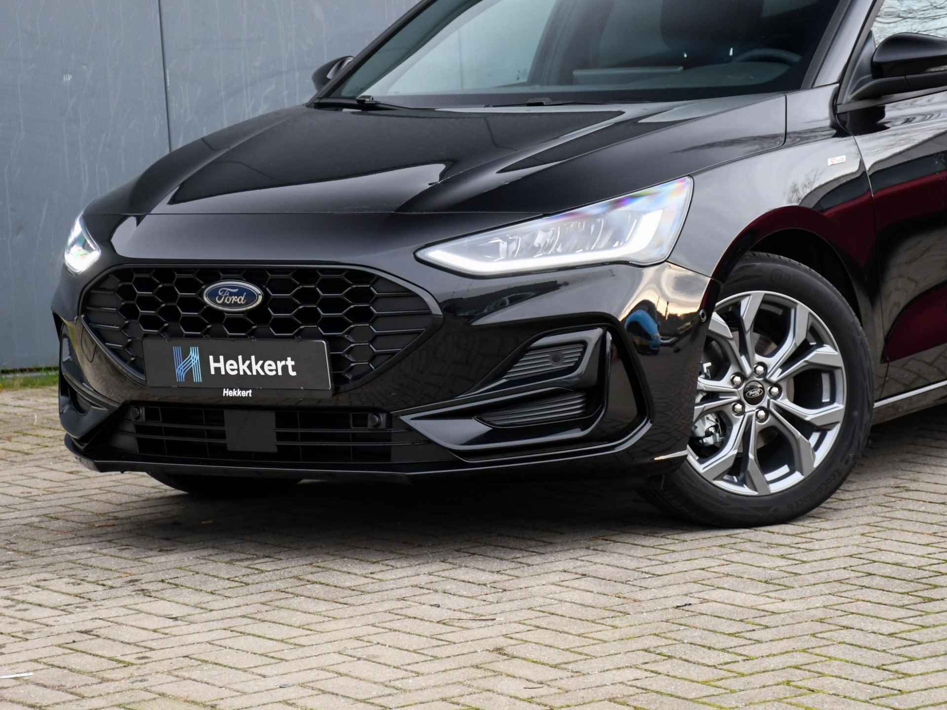 Ford Focus Wagon ST Line X 1.0 EcoBoost Hybrid 125pk WINTER PACK | DRIVER ASSISTANCE PACK | 17''LM | DAB | LED | ADAPT. CRUISE - 2/31