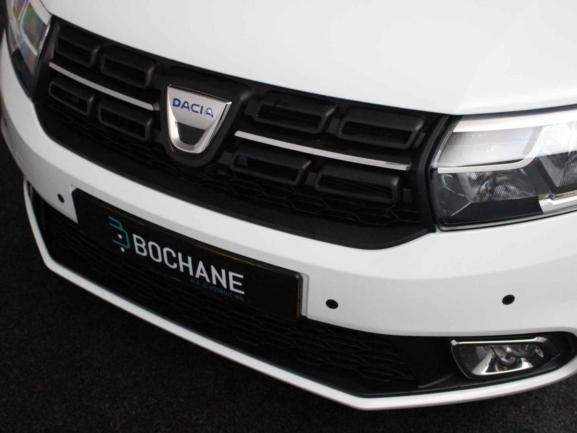 Dacia Sandero 1.0 TCe 100 Comfort | LED | PDC | Navi | DAB+ | Airco | Cruise | Bluetooth | 29.617 KM! | Stoelverwarming - 19/42