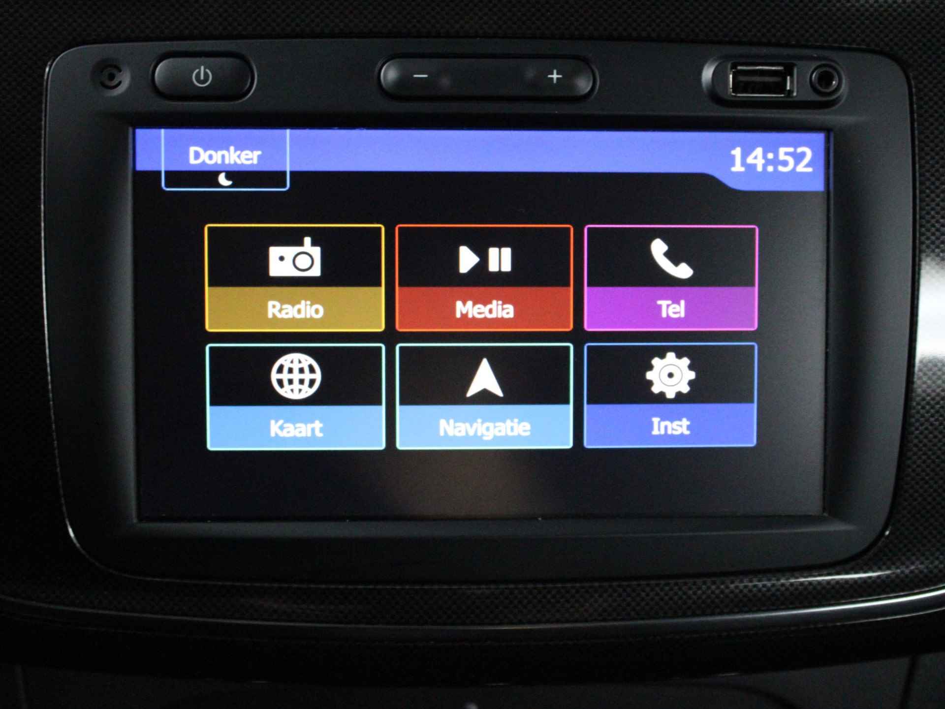 Dacia Sandero 1.0 TCe 100 Comfort | LED | PDC | Navi | DAB+ | Airco | Cruise | Bluetooth | 29.617 KM! | Stoelverwarming - 35/42