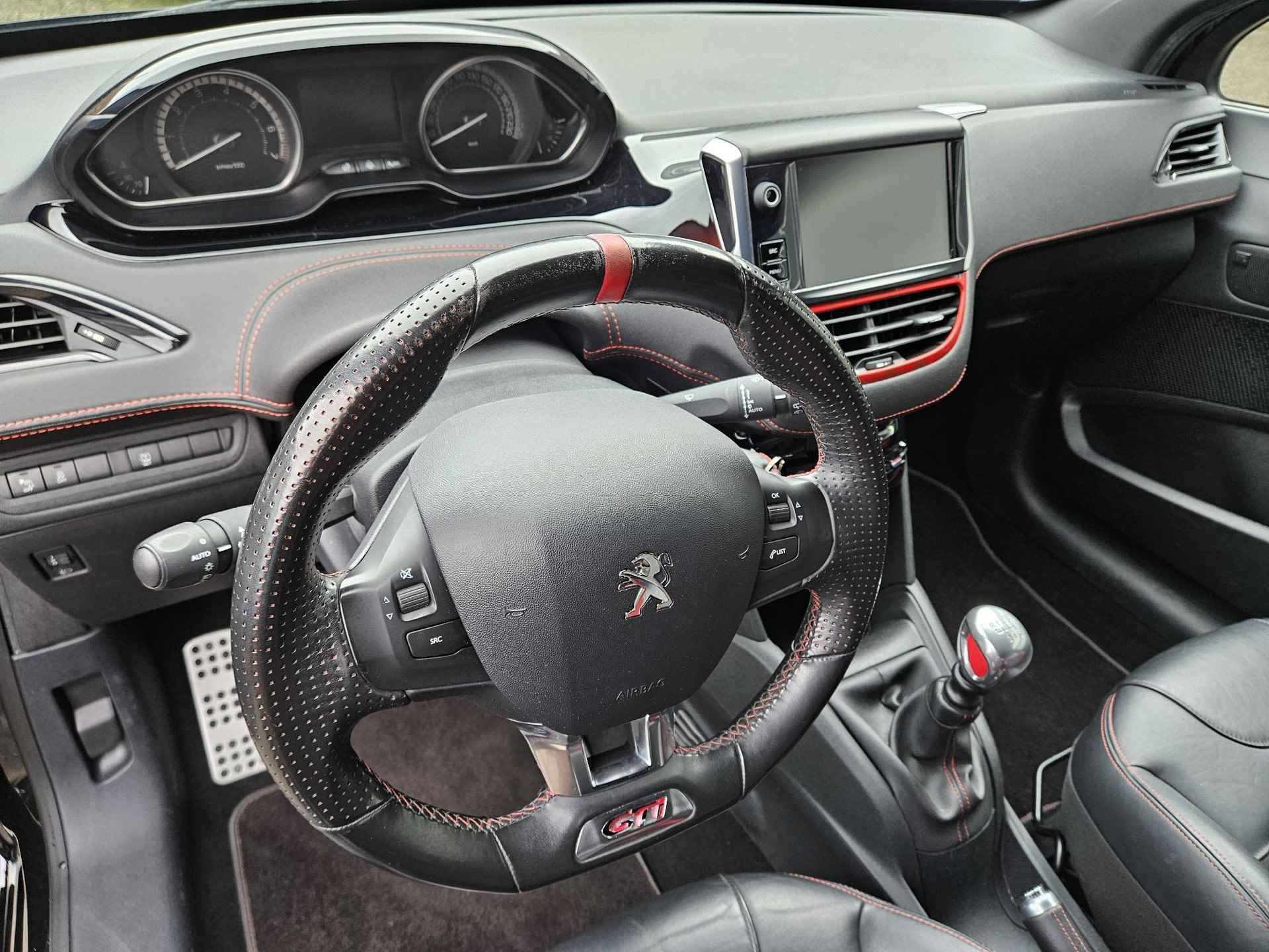 Peugeot 208 1.6 Turbo GTi /Apple Carplay/JBL Audio/Stoelverw./Clima&Cruise Control/Parkeersens./(MET GARANTIE*) - 9/35