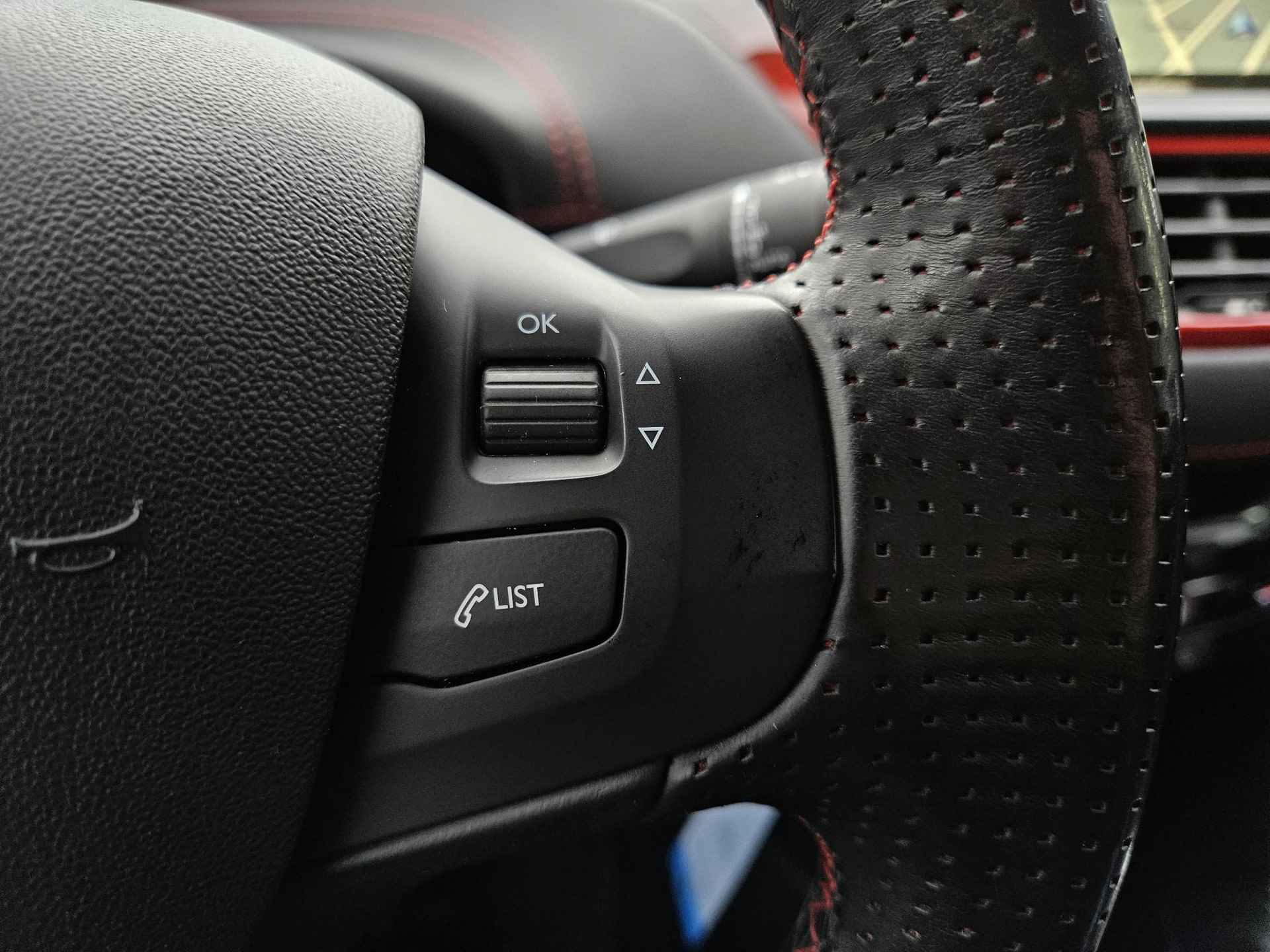 Peugeot 208 1.6 Turbo GTi /Apple Carplay/JBL Audio/Stoelverw./Clima&Cruise Control/Parkeersens./(MET GARANTIE*) - 17/35