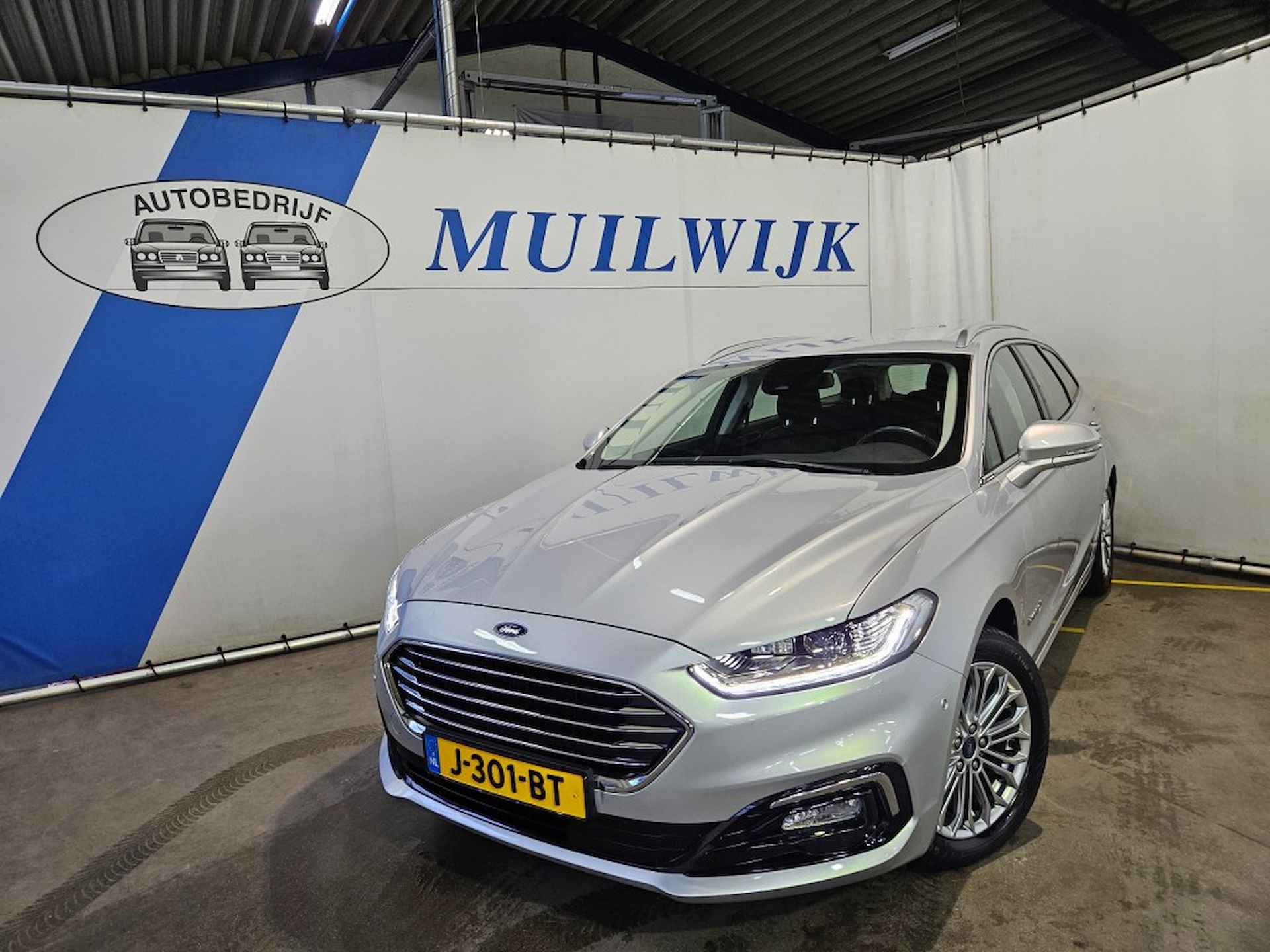 FORD Mondeo 2.0 IVCT HEV HYBRID Titanium / Navi / Camera / Full LED - 3/47