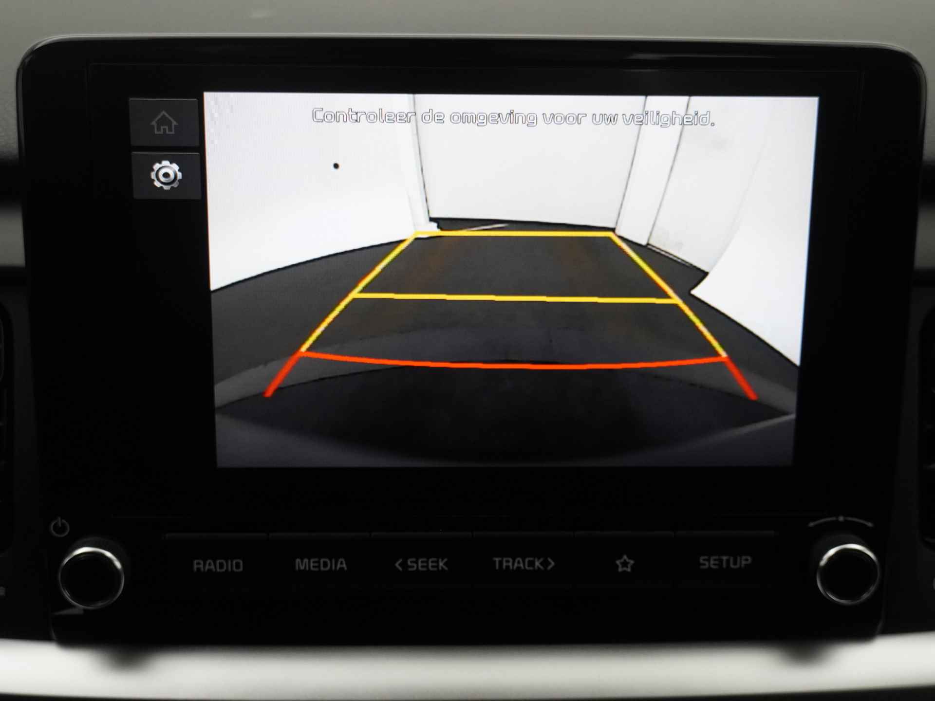 Kia Stonic 1.0 T-GDi MHEV DynamicLine - Achteruitrijcamera - Cruise control - Apple Carplay/Android auto - Fabrieksgarantie tot 04-2030 - 31/48