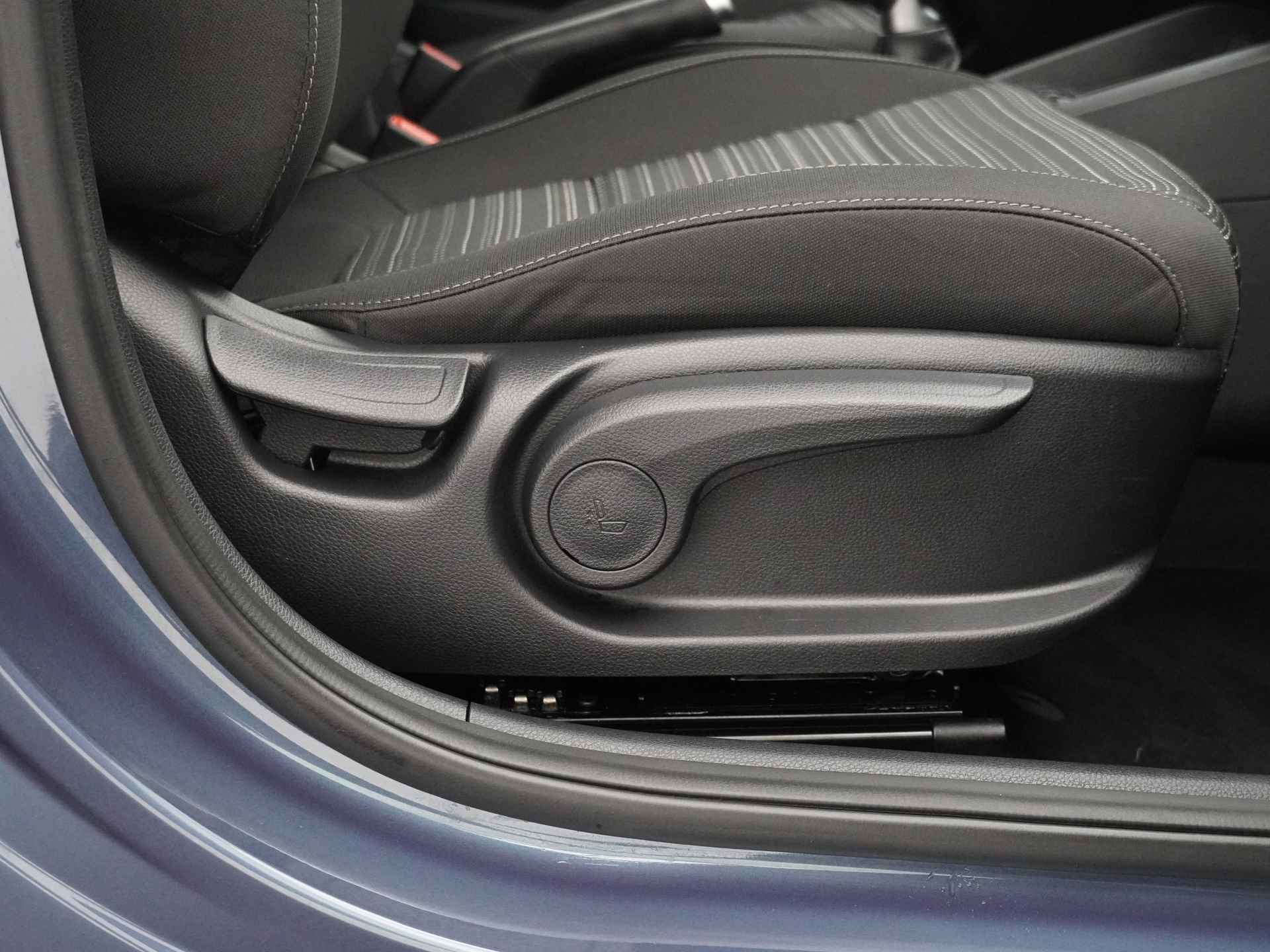 Kia Stonic 1.0 T-GDi MHEV DynamicLine - Achteruitrijcamera - Cruise control - Apple Carplay/Android auto - Fabrieksgarantie tot 04-2030 - 43/48
