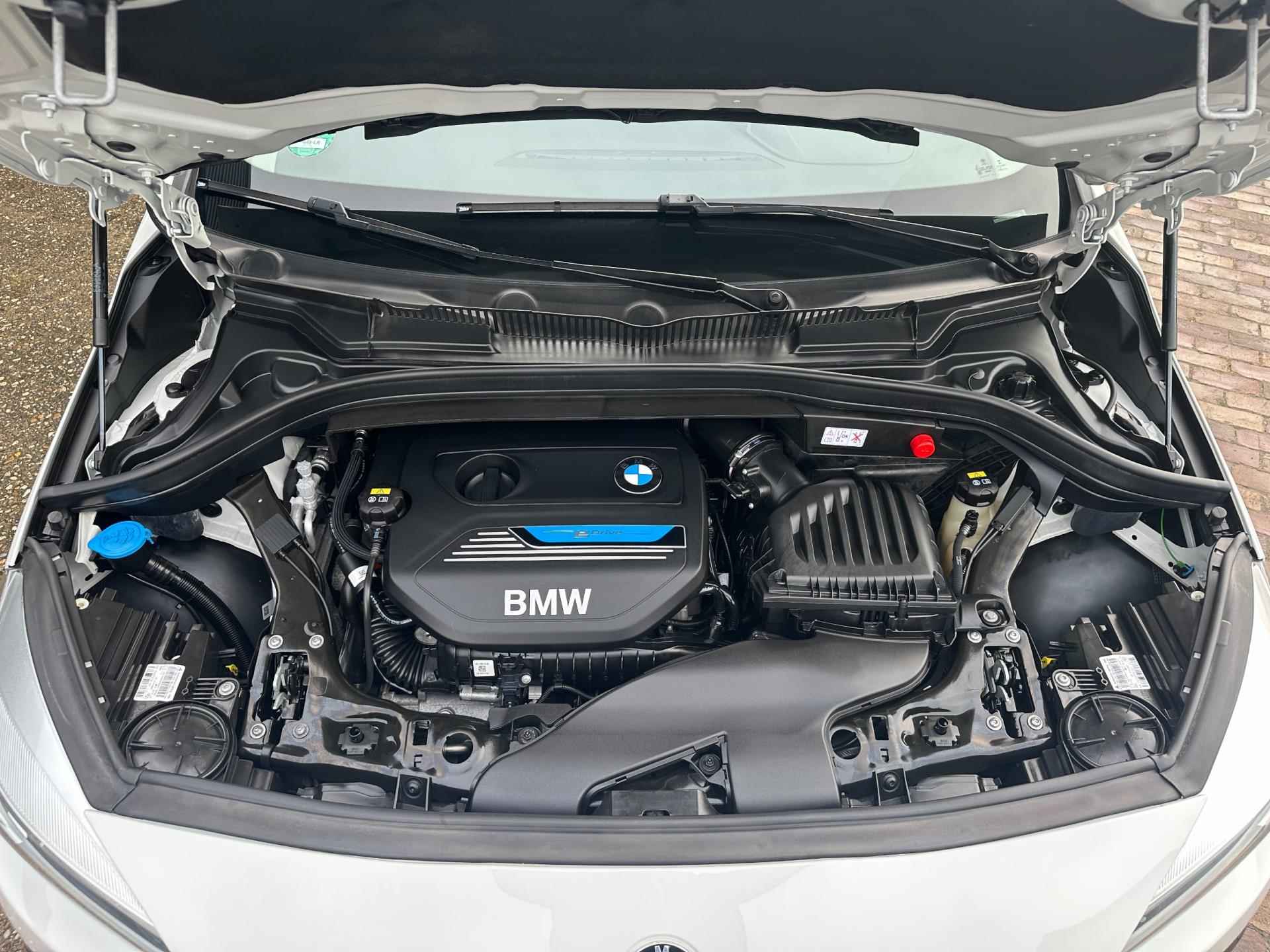 BMW 2-serie Active Tourer 225xe PHEV iPerformance Executive - 37/38