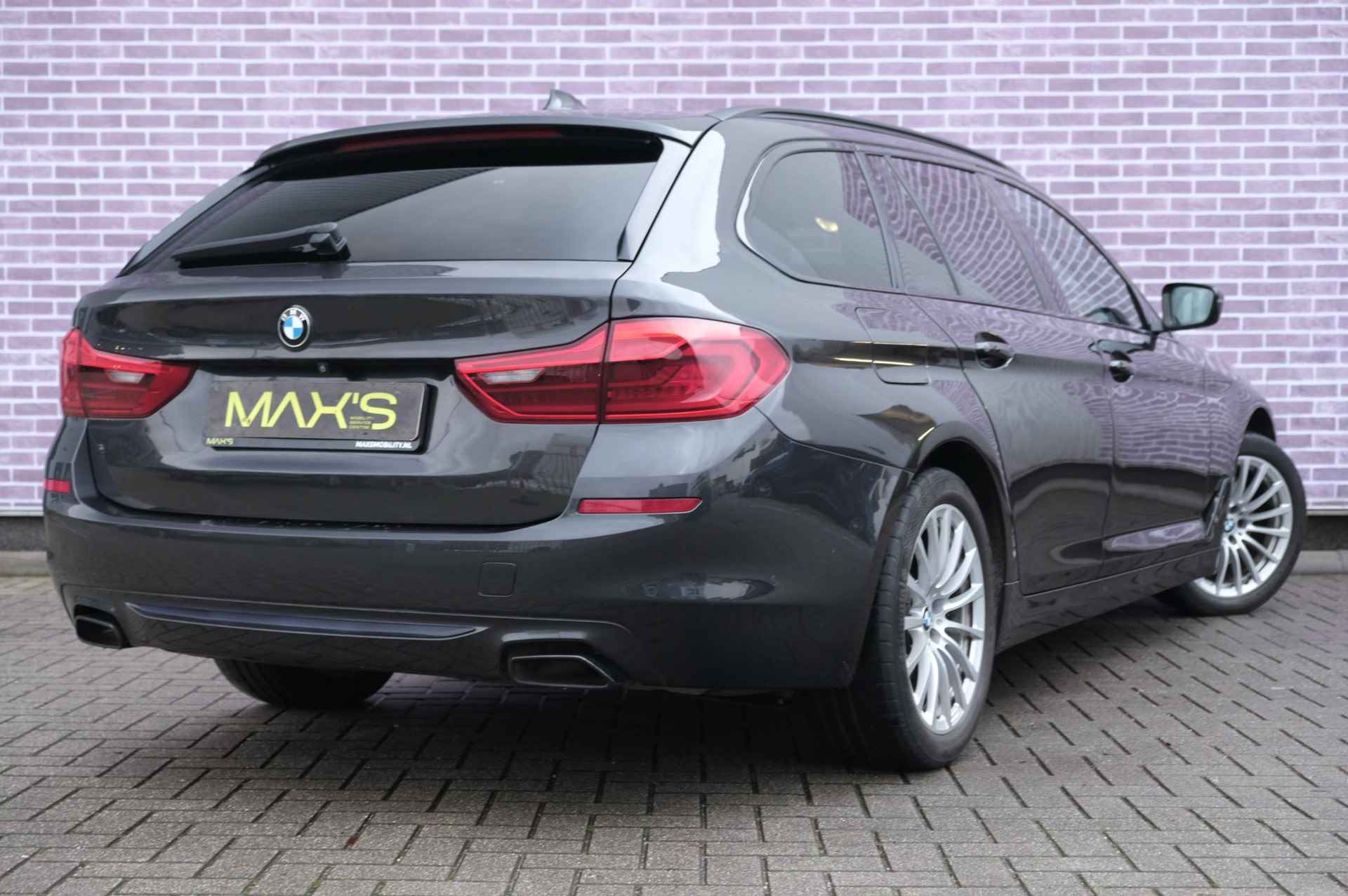 BMW 5-serie Touring 540i xDrive High Executive |Schuif Kanteldak | Achteruitrijcamera | Apple Carplay | Leer | Stoelverwarming | Sportonderstel | Keyless | Adaptive Cruisecontrole | PDC |Parkeersensoren| - 7/49