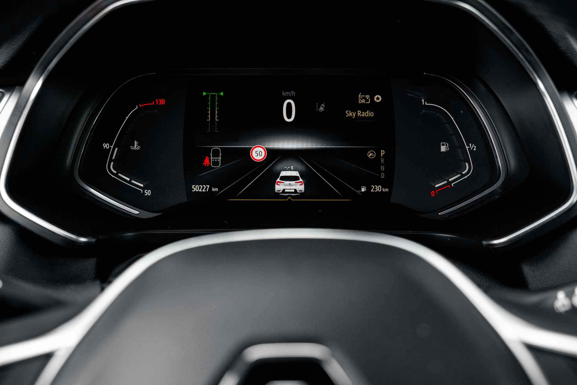Renault Captur 1.3 TCe 155pk Edition ONE | Automaat | sensoren achter | LM Velgen 18 "| Navigatie | incl. Bovag rijklaarpakket met 12 maanden garantie - 12/49