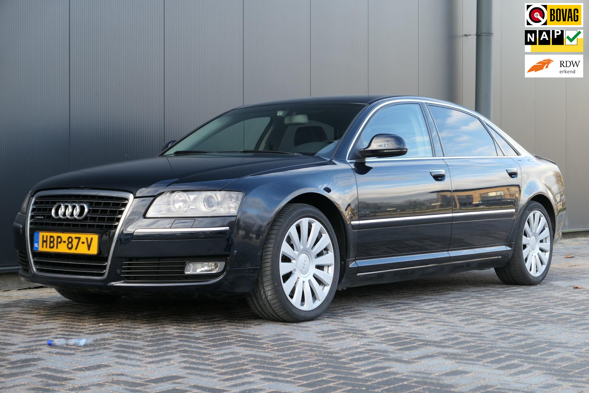 Audi A8 4.2 FSI Quattro Lang V8 350pk Facelift Leder Navi Youngtimer