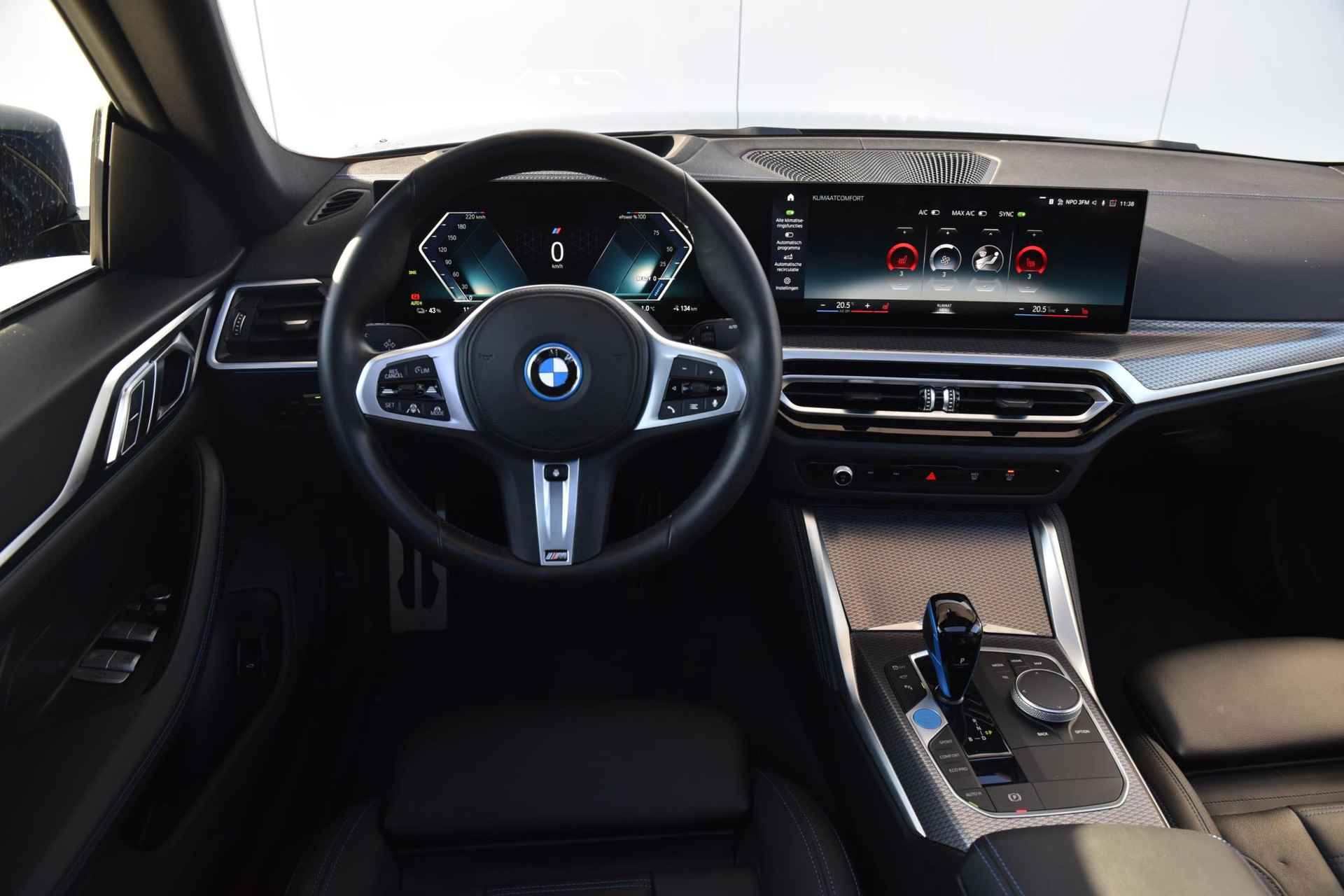 BMW i4 eDrive40 High Executive M-Sport / Laser / Schuifdak / 19" / Comfort Acces / Auto Pilot - 15/25