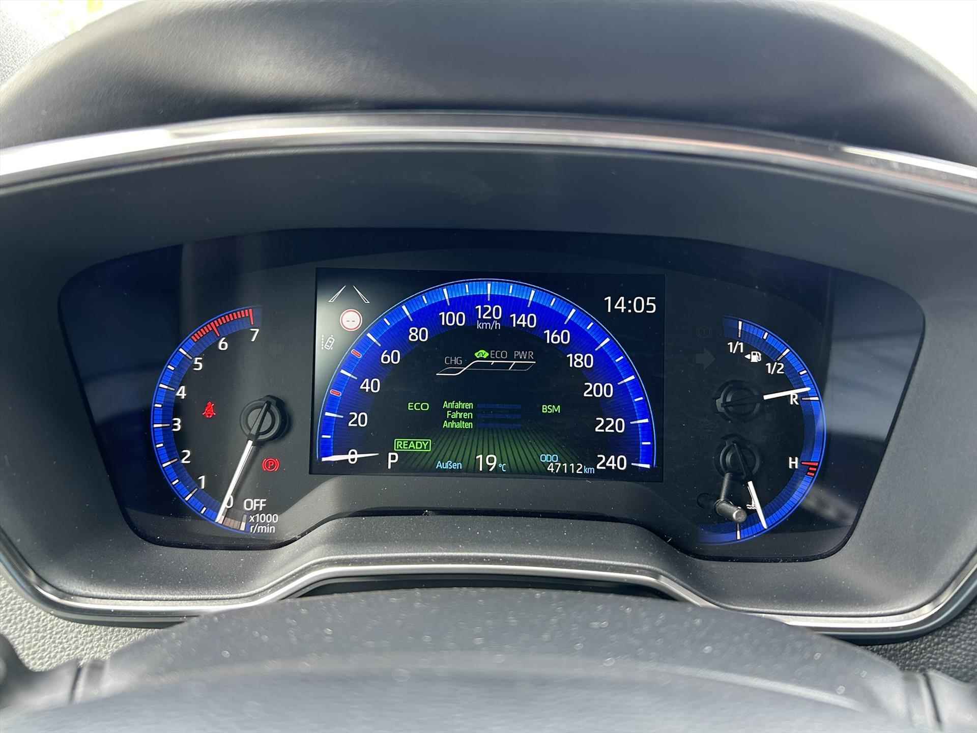 Toyota Corolla 1.8 Hybrid / Automaat / Adap-Cruise / Camera / Trekhaak - 10/31