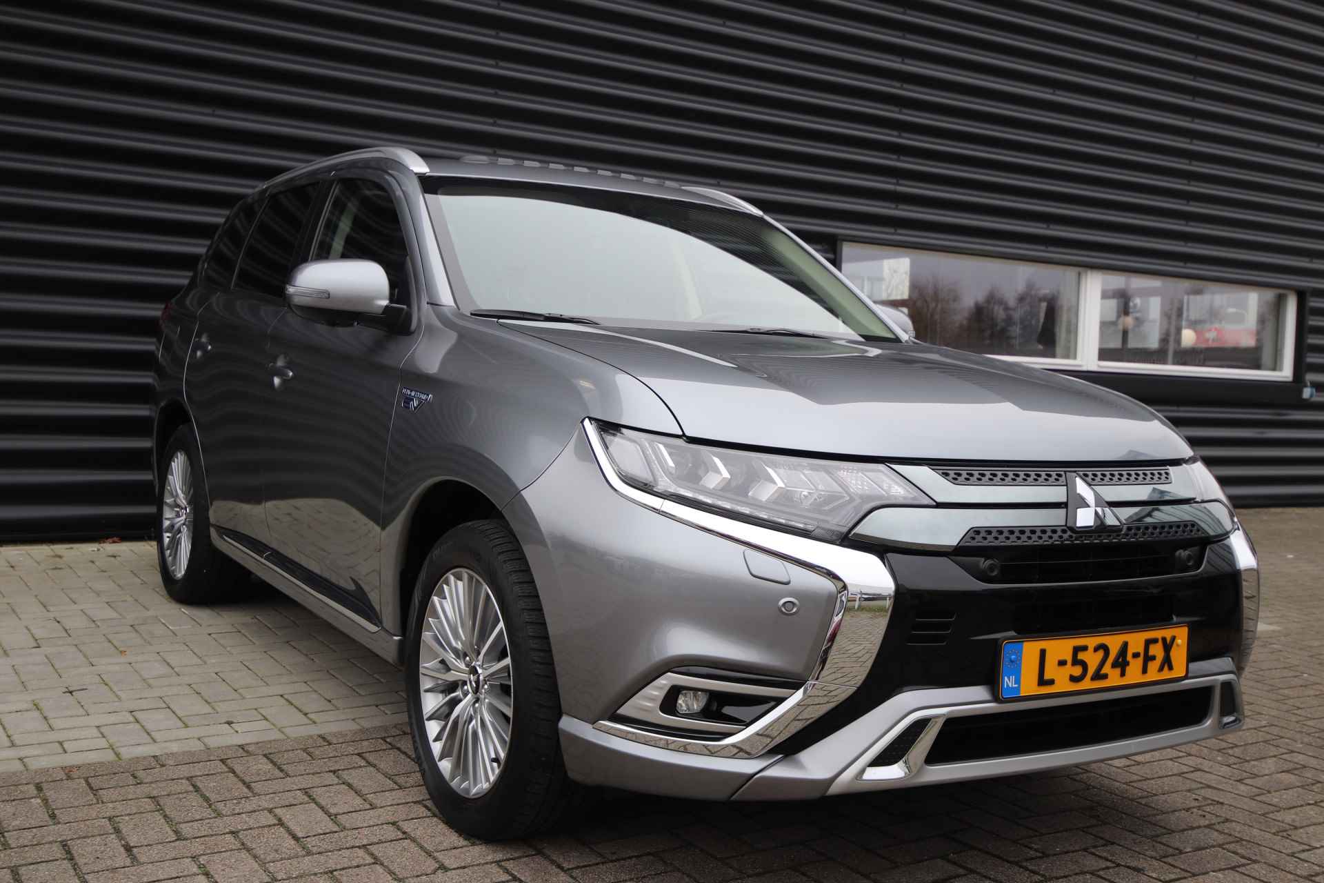 Mitsubishi Outlander 2.4 PHEV Intense+ NL-Auto, Trekaak, Opendak - 43/80