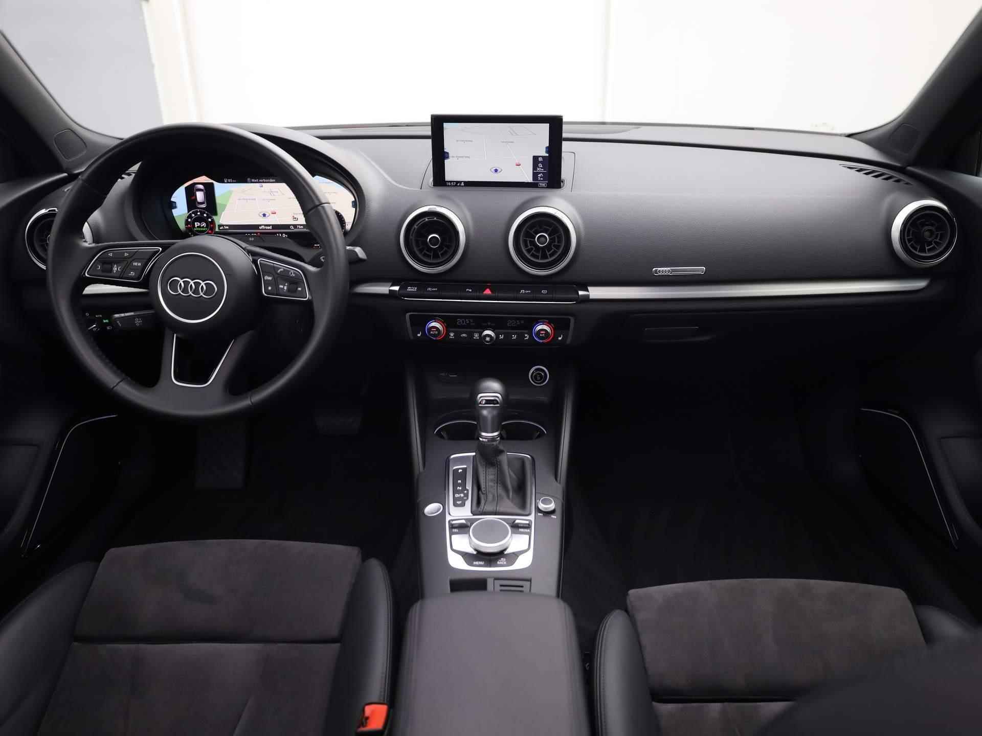 Audi A3 Sportback 35 TFSI Automaat S Line | Panorama dak | B&O Sound | Stoelverwarming | - 14/45
