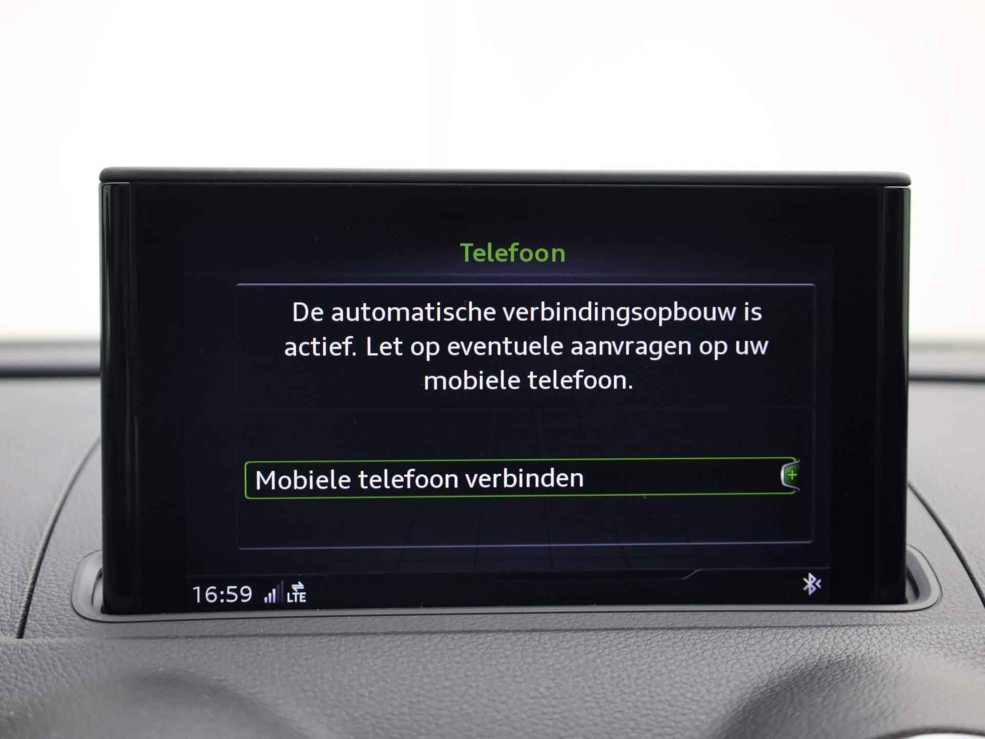 Audi A3 Sportback 35 TFSI Automaat S Line | Panorama dak | B&O Sound | Stoelverwarming | - 28/45