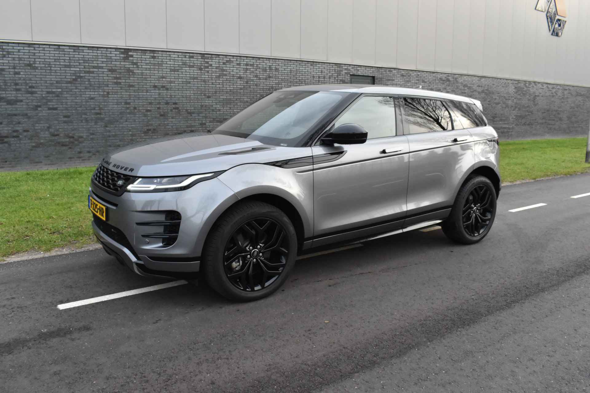 Land Rover Range Rover Evoque 1.5 P300e AWD R-Dynamic SE Hybride Panoramadak Memory/stoelen verwarmd Black edition - 15/54