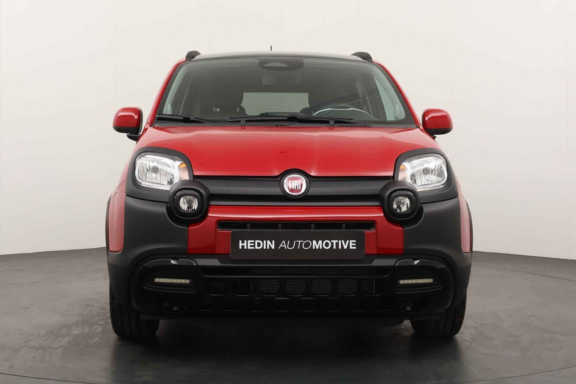 Fiat Panda 1.0 Hybrid 70pk Pandina | Apple Carplay/Android Auto | Zwart dak | Airco | Cruise control | PDC Achter | - 9/17