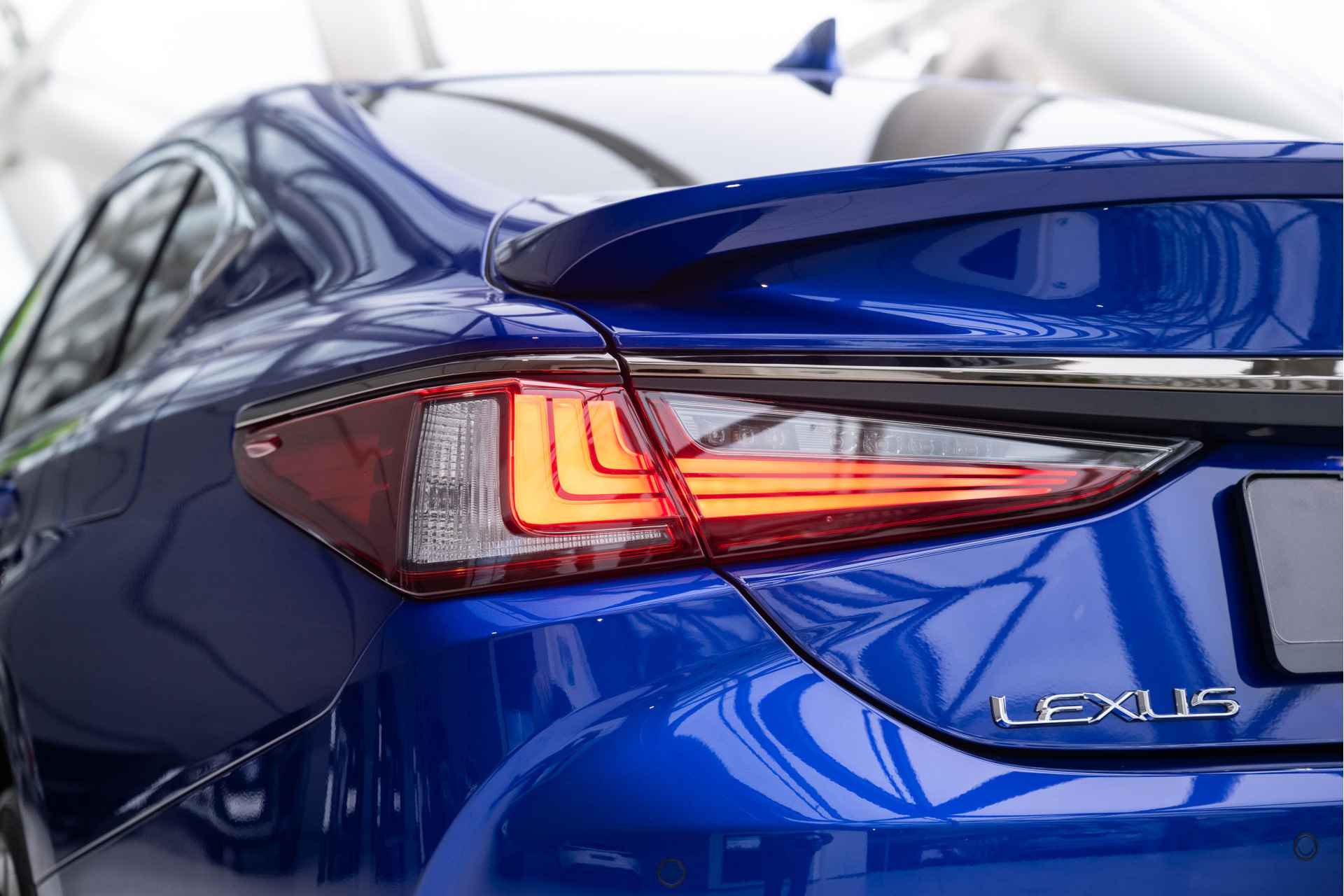 Lexus ES 300h F Sport Line | Performance dempers | Mark Levinson Audio | - 50/51