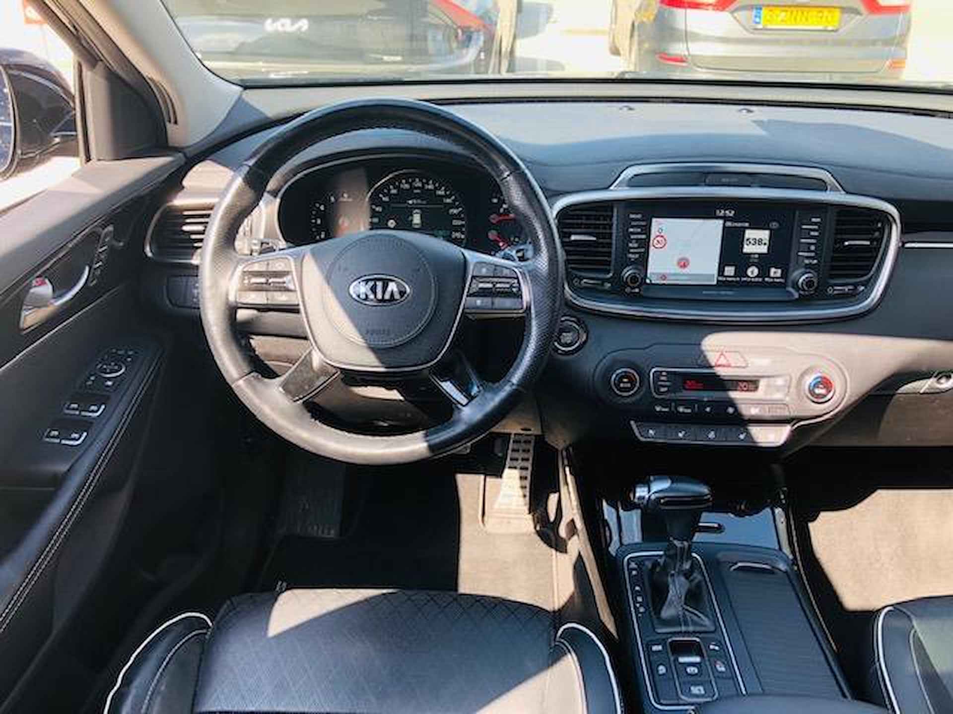 Kia Sorento 2.2 CRDi GT-Line 82500 km | 7-zits | Panodak | NL-dealerauto ! - 4/38