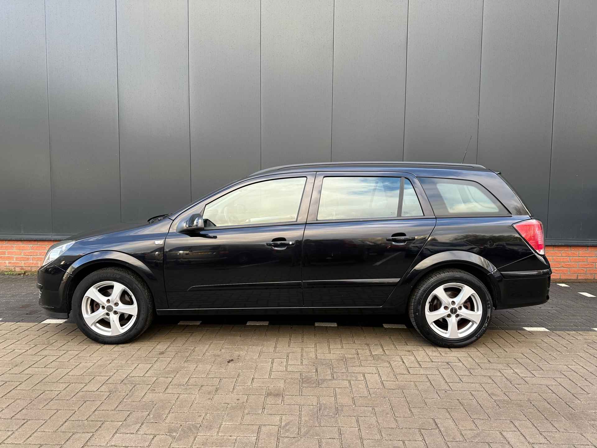 Opel Astra Wagon 1.6 Enjoy - 9/29