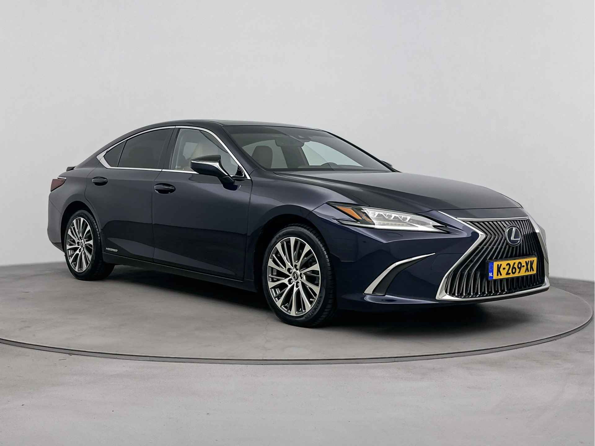 Lexus ES 300h Luxury Line | NL-Auto | Glazen Schuifdak | Stoelverwarming/-Verkoeling | - 29/41