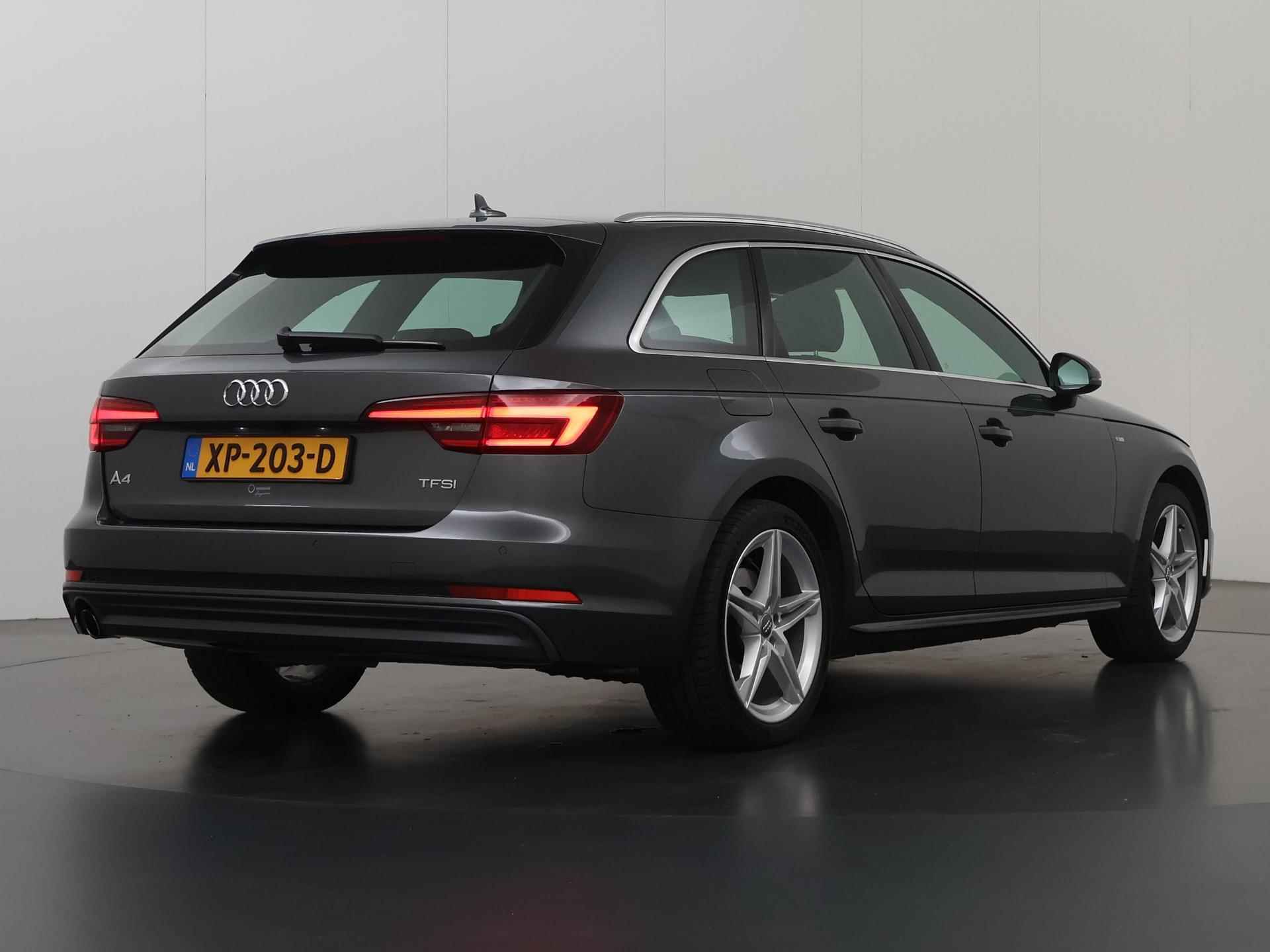 Audi A4 Avant 1.4 TFSI Sport S line black edition | Trekhaak | Panoramadak | Navigatie | Climate Control | Keyless Go | Cruise Control | Parkeercamera | Carplay | - 3/55