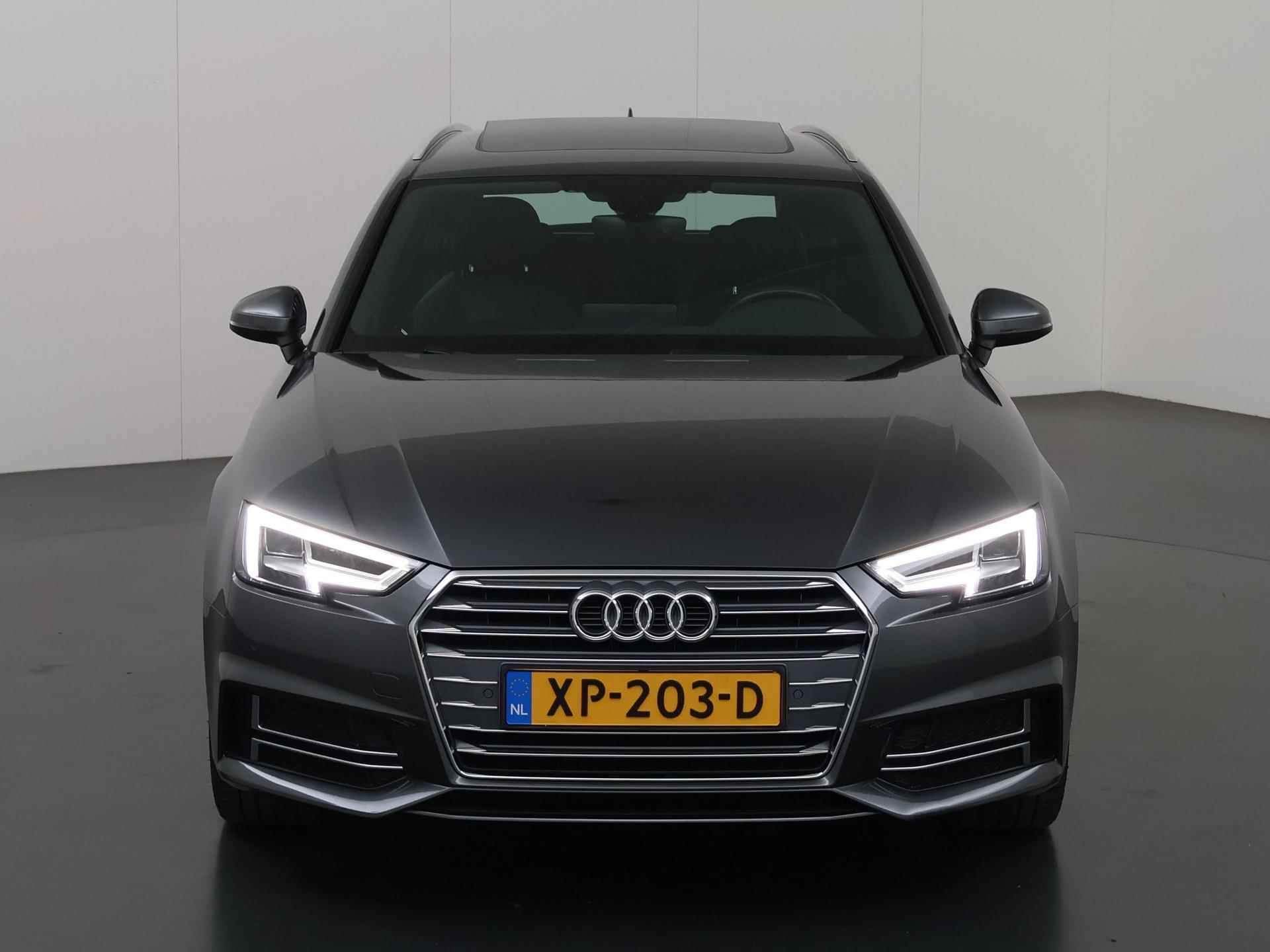 Audi A4 Avant 1.4 TFSI Sport S line black edition | Trekhaak | Panoramadak | Navigatie | Climate Control | Keyless Go | Cruise Control | Parkeercamera | Carplay | - 4/55