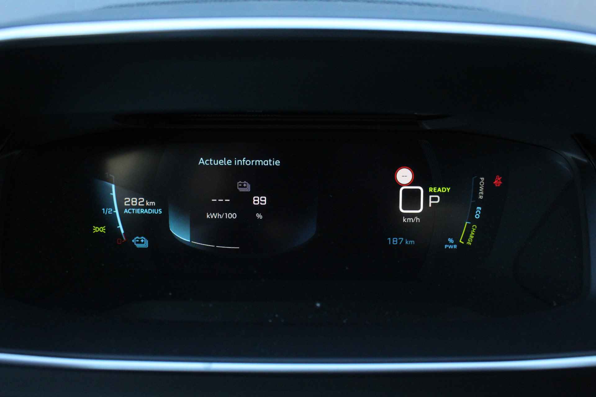 Peugeot e-208 Allure Pack | 3D Nav. + Display | Full LED | Cam | Half leder | LMV 16'' | PDC | Carplay | Climate & - 34/52