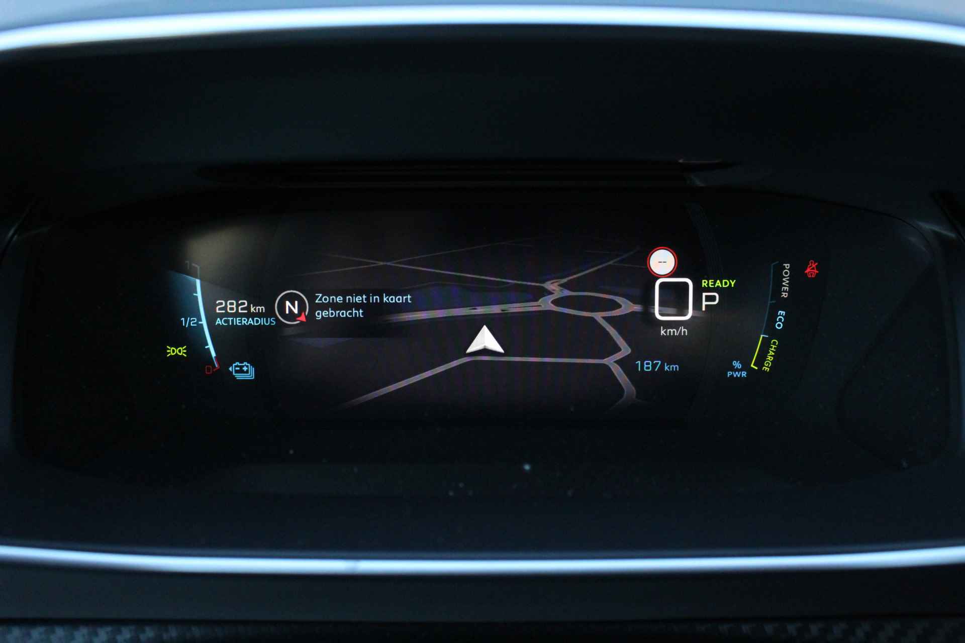 Peugeot e-208 Allure Pack | 3D Nav. + Display | Full LED | Cam | Half leder | LMV 16'' | PDC | Carplay | Climate & - 35/52