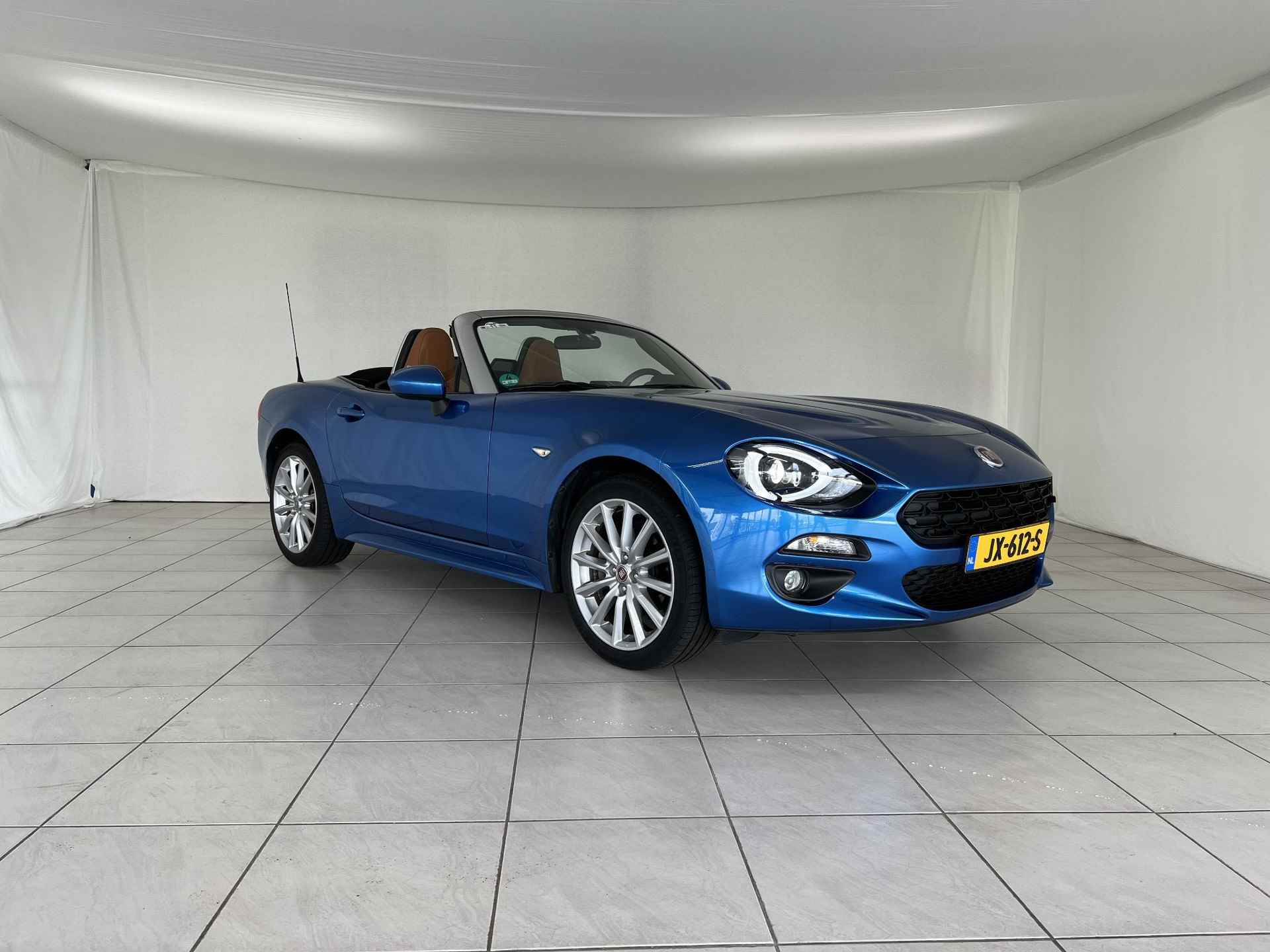 Fiat 124 Spider 1.4 MultiAir Turbo Lusso full option, dealer onderhouden, Bose Audio, Parkeercamera achter - 3/18